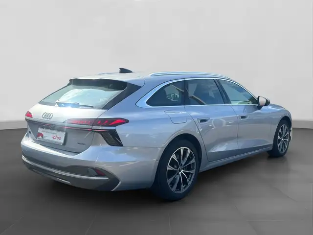 Audi A6 view 3