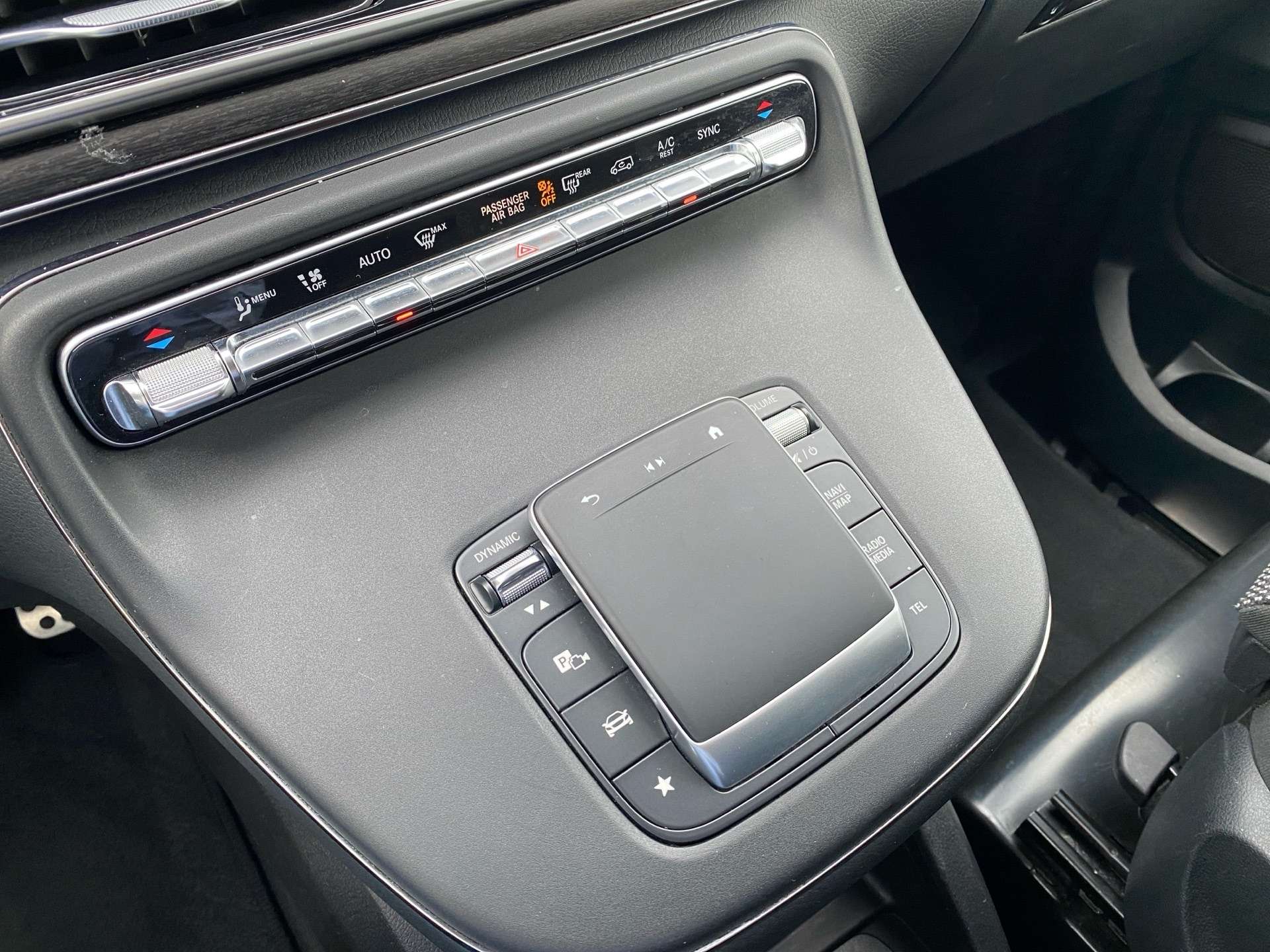 Mercedes-Benz V 300