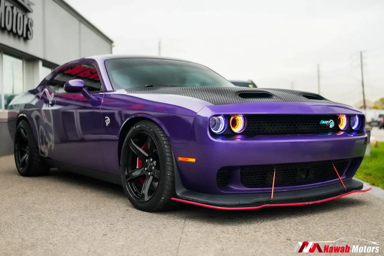 Dodge Challenger снимка Dodge Challenger