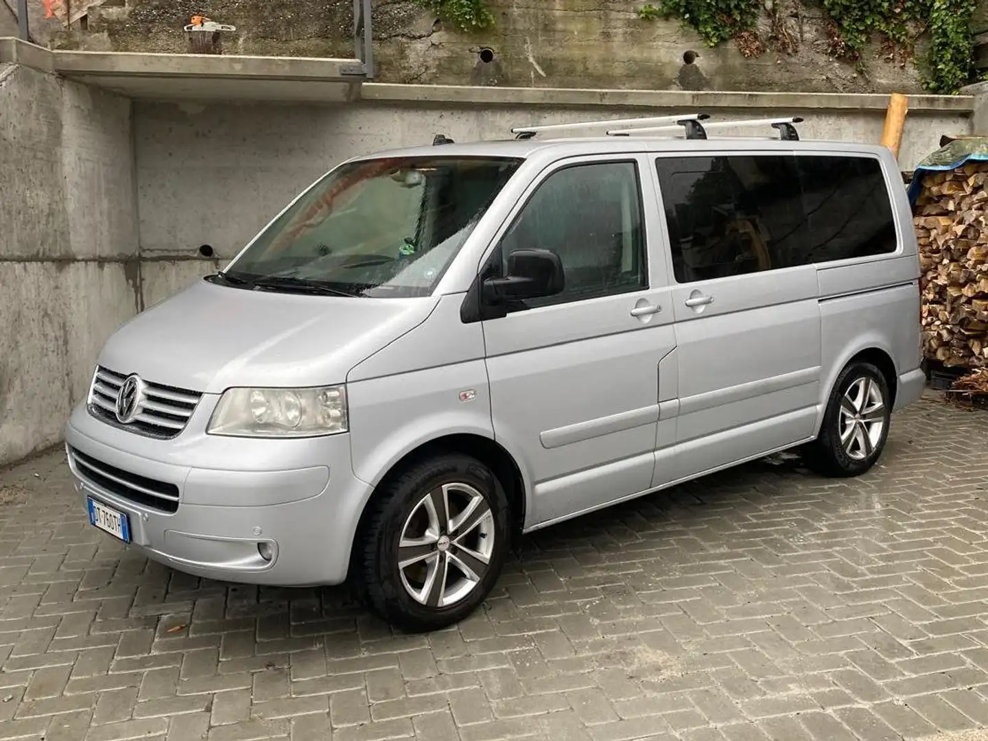 Volkswagen T5 Multivan 2.5 tdi Highline 174cv tiptronic dpf E4 - 1