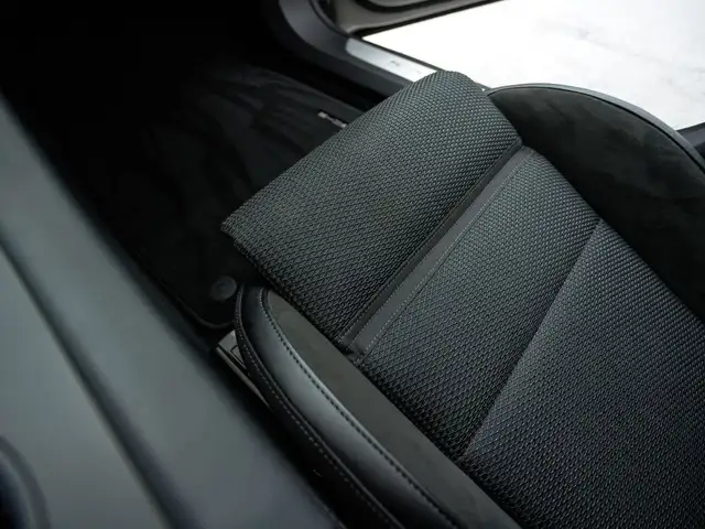 Porsche Taycan 4S Cross Turismo Ansicht 38