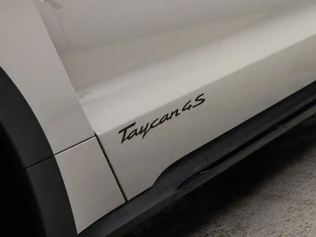 Porsche Taycan 4S Cross Turismo Ansicht 42