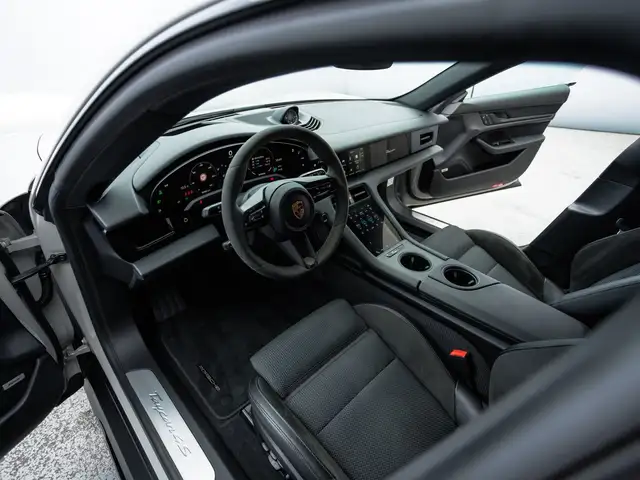 Porsche Taycan 4S Cross Turismo Ansicht 28