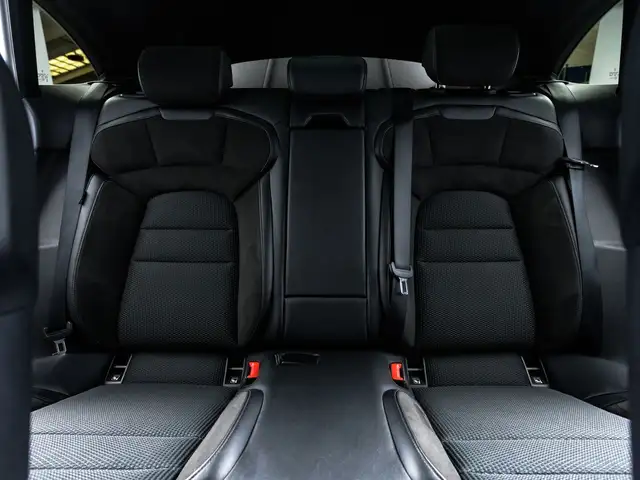 Porsche Taycan 4S Cross Turismo Ansicht 35