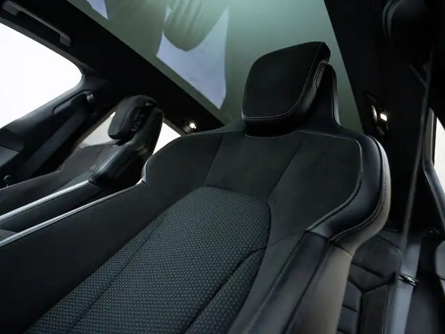 Porsche Taycan 4S Cross Turismo Ansicht 39