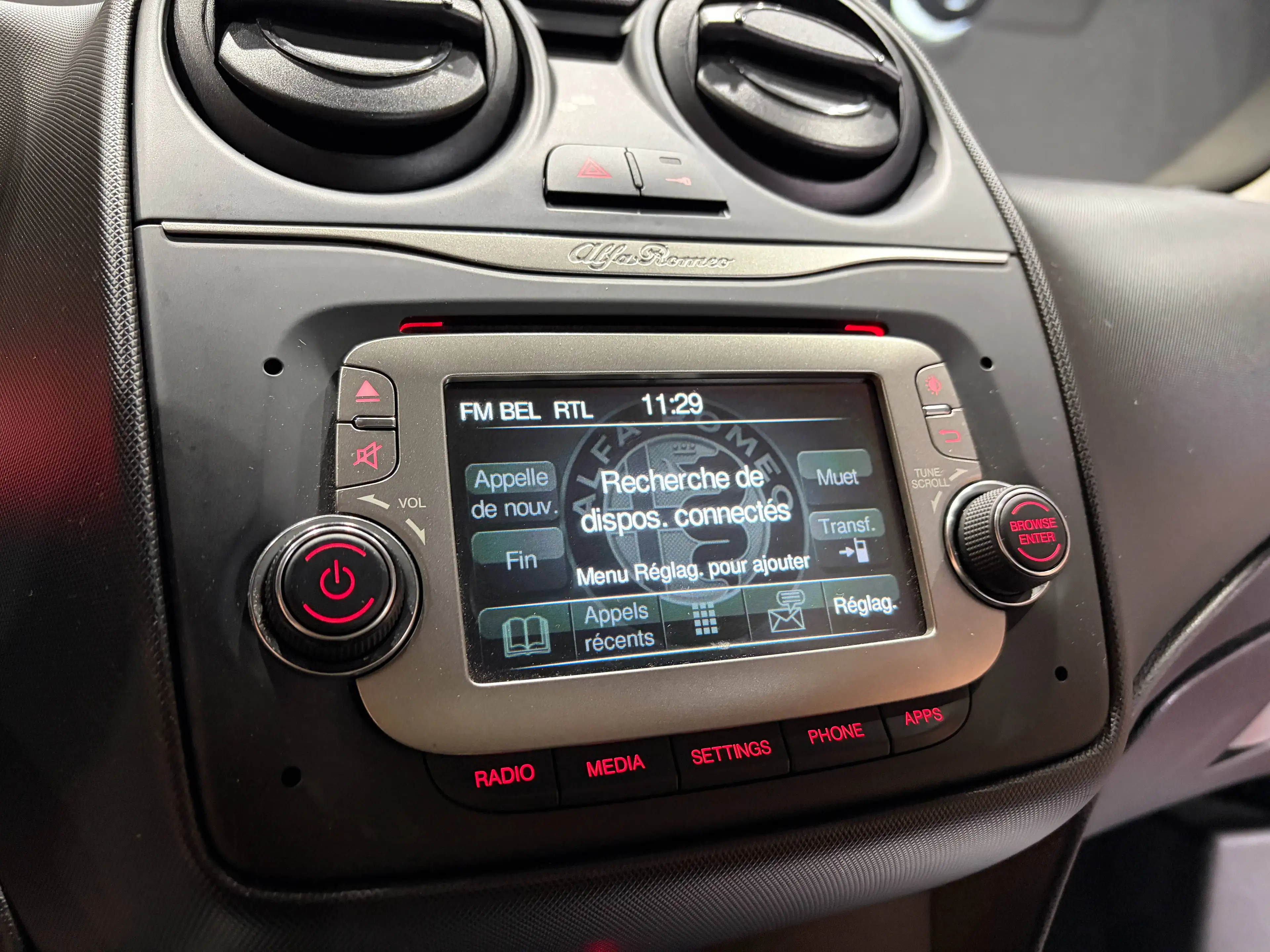 Alfa Romeo MiTo 1.4i *BLUETOOTH*AIRCO*GARANTIE 12 MOIS* — photo 9