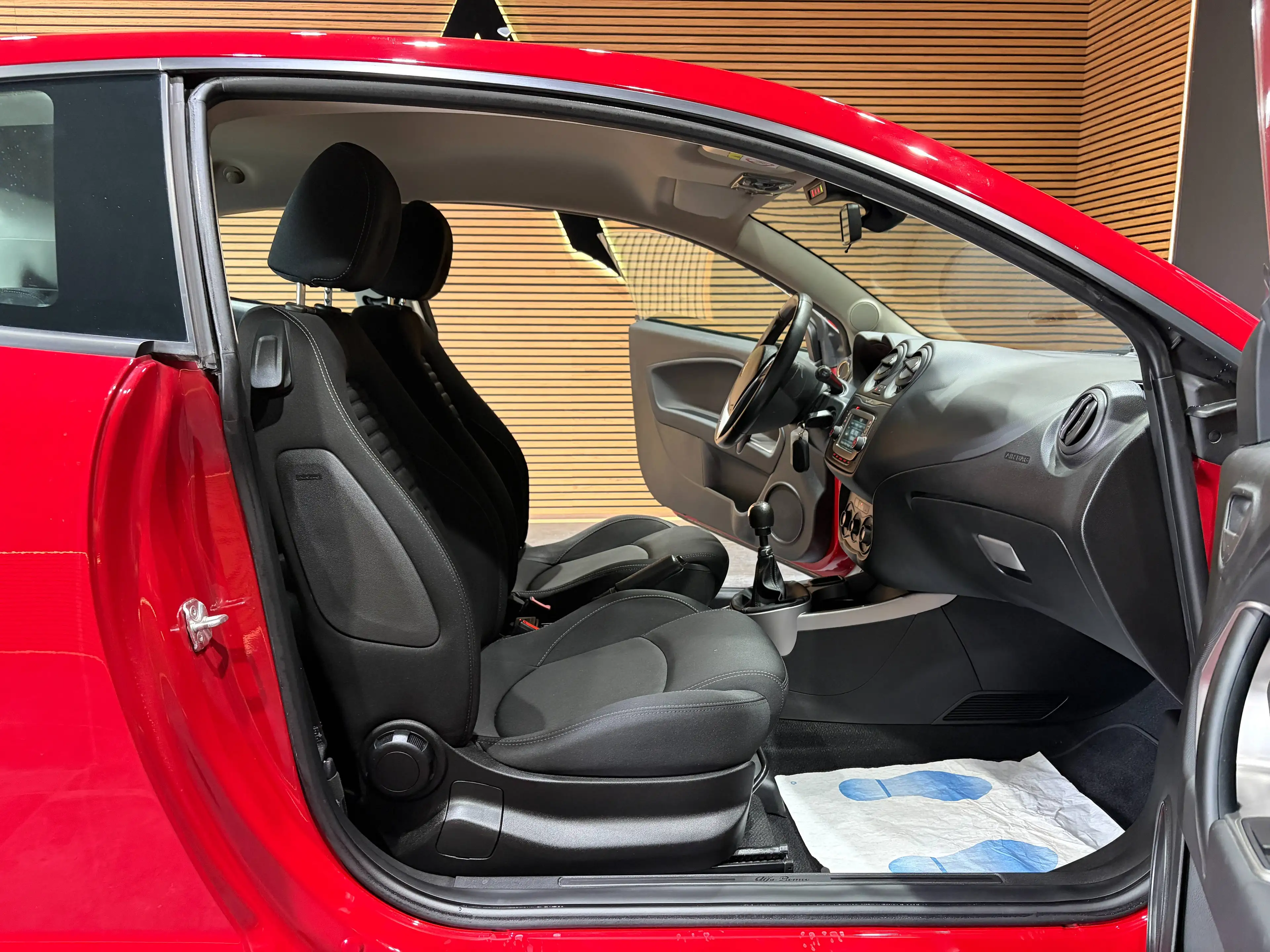 Alfa Romeo MiTo 1.4i *BLUETOOTH*AIRCO*GARANTIE 12 MOIS* — photo 12