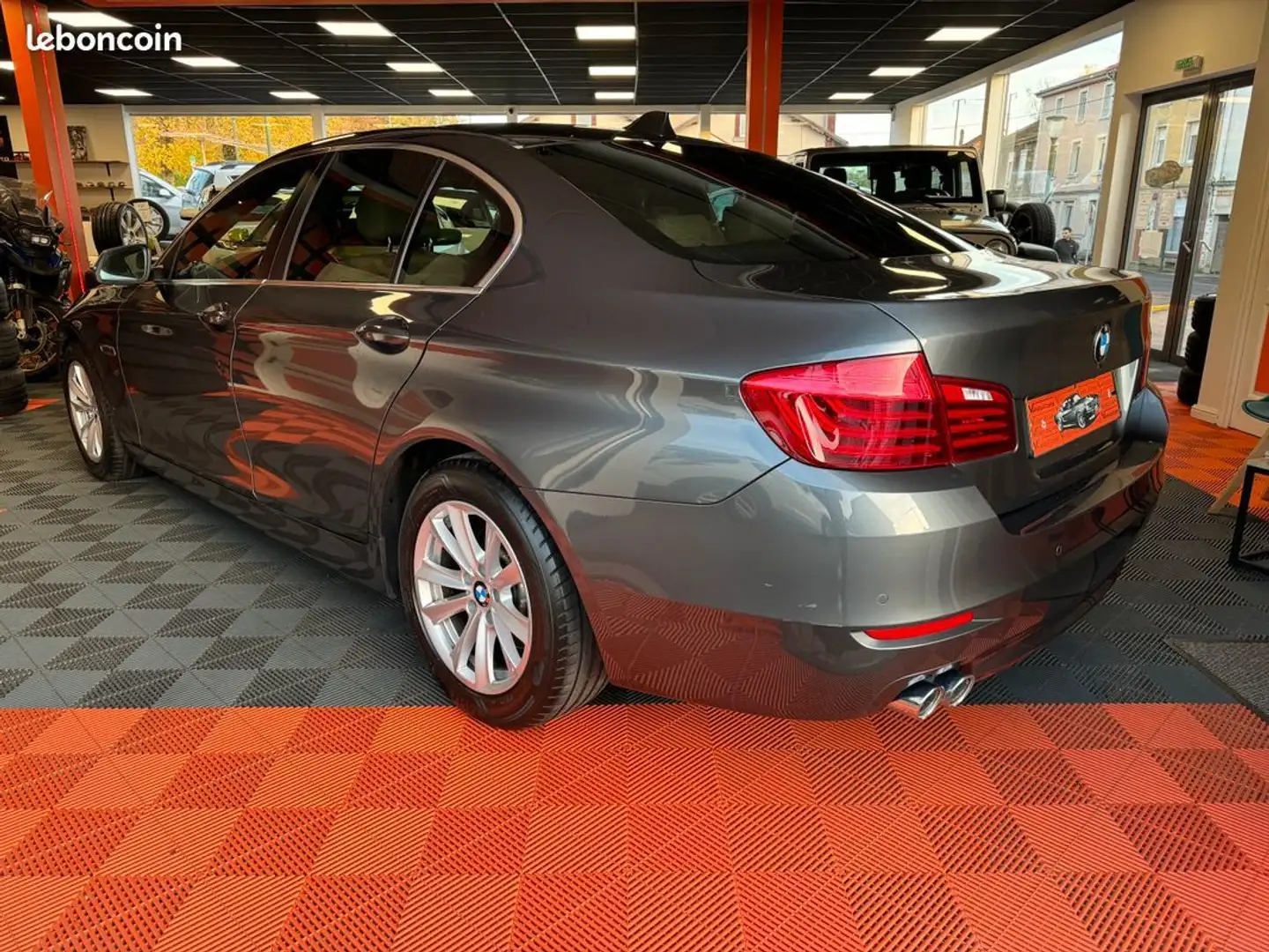 BMW 545 ( F10 ) Pack LOUNGE 2.0 D BVA 190 cv Garantie 12 mois - 2