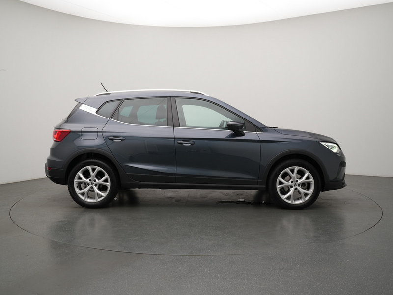 SEAT Arona FR ACC NAVI SHZ KLIMA LED PDC CARPLAY — photo 3
