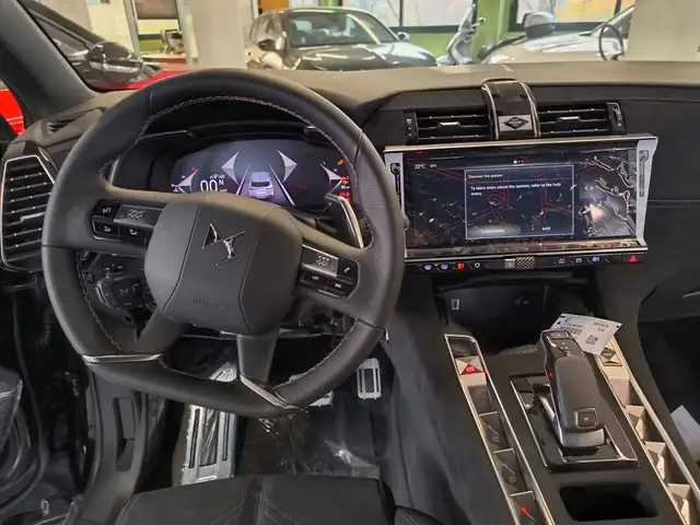 DS Automobiles DS 7 Crossback view 10