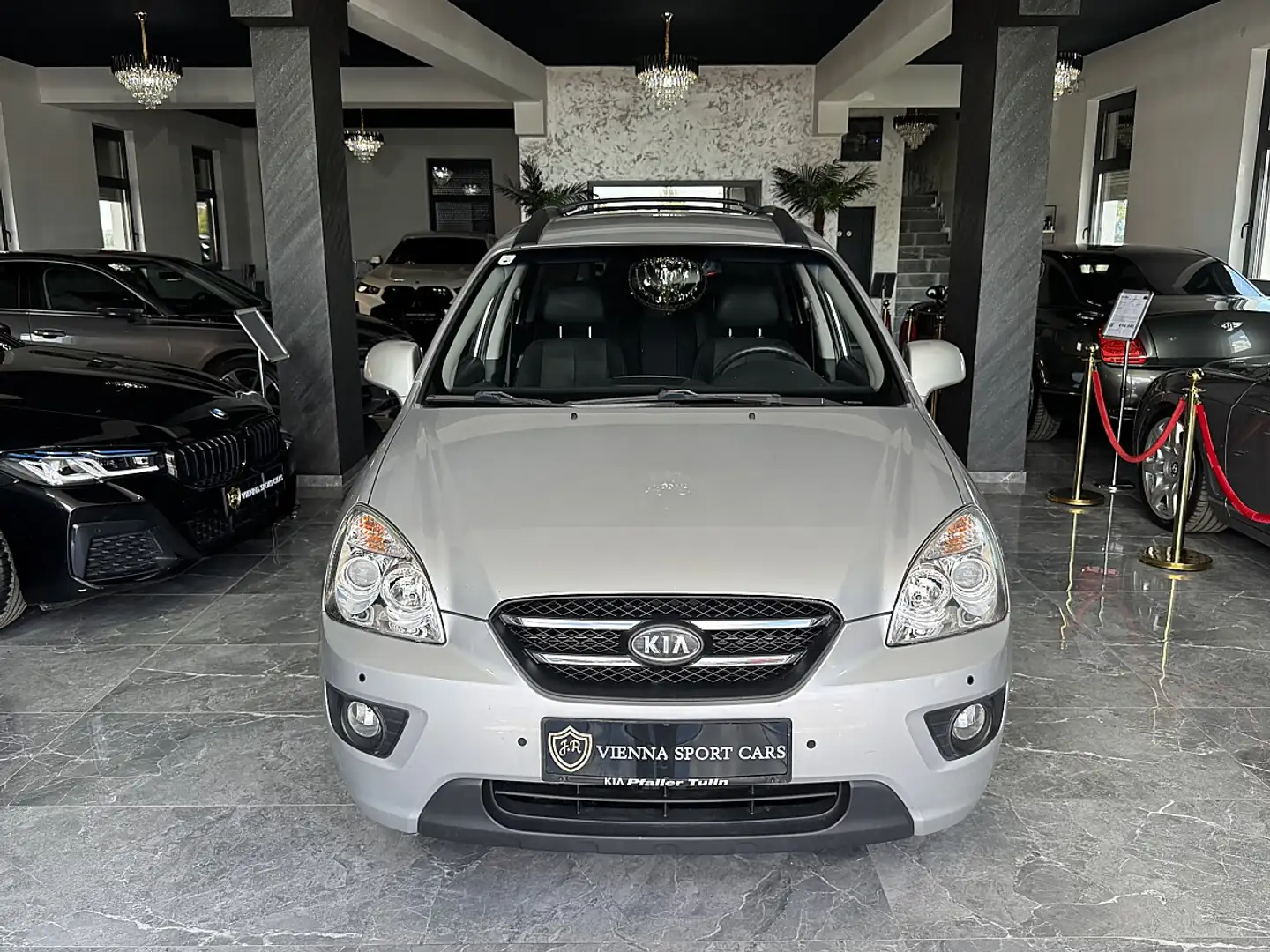 Kia Carens 2,0 CRDi VGT Active Pro Aut.*Wenig-KM* Silber - 2