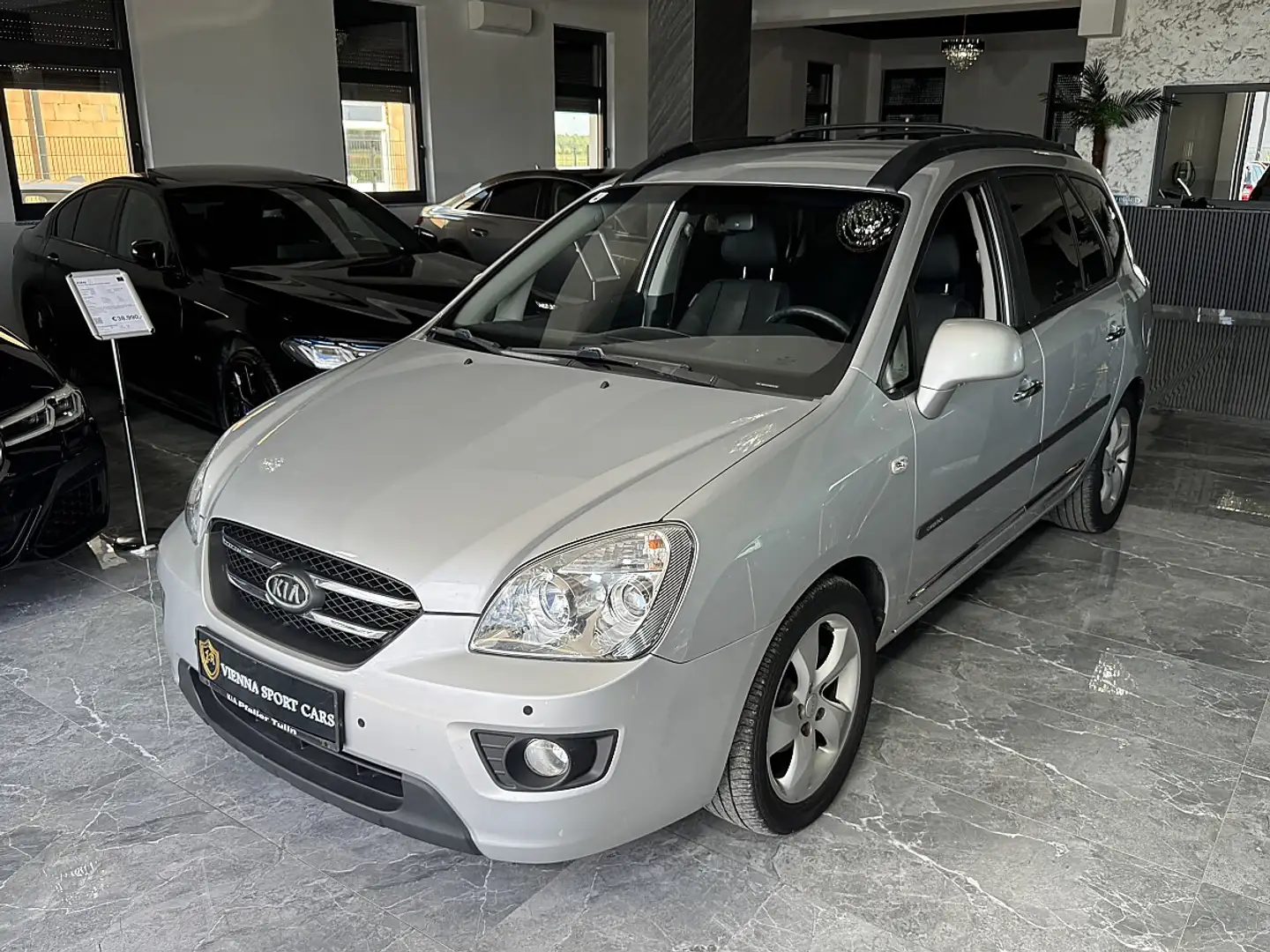 Kia Carens 2,0 CRDi VGT Active Pro Aut.*Wenig-KM* Silber - 1