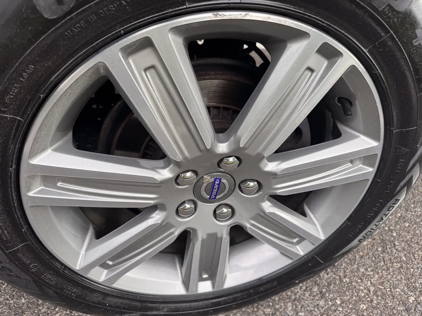 Volvo XC60 2.0 d4 R-design Kinetic 163cv geartronic - 2