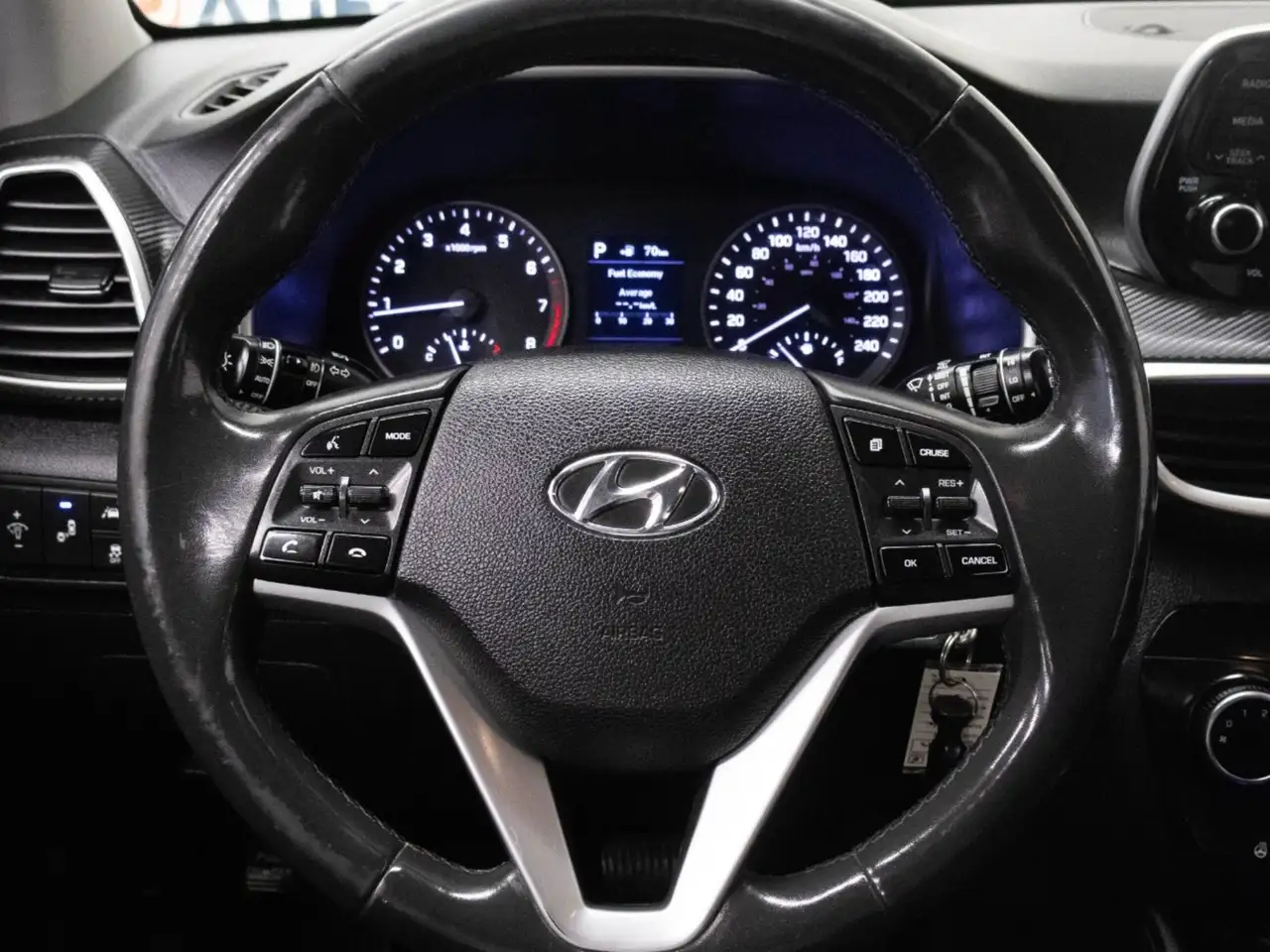 Hyundai TUCSON снимка Hyundai TUCSON