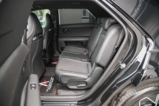 Hyundai Ioniq 5 view 16