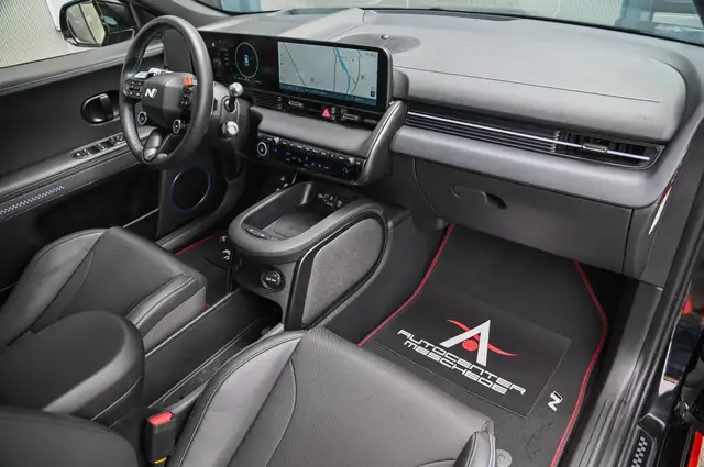 Hyundai Ioniq 5 view 11