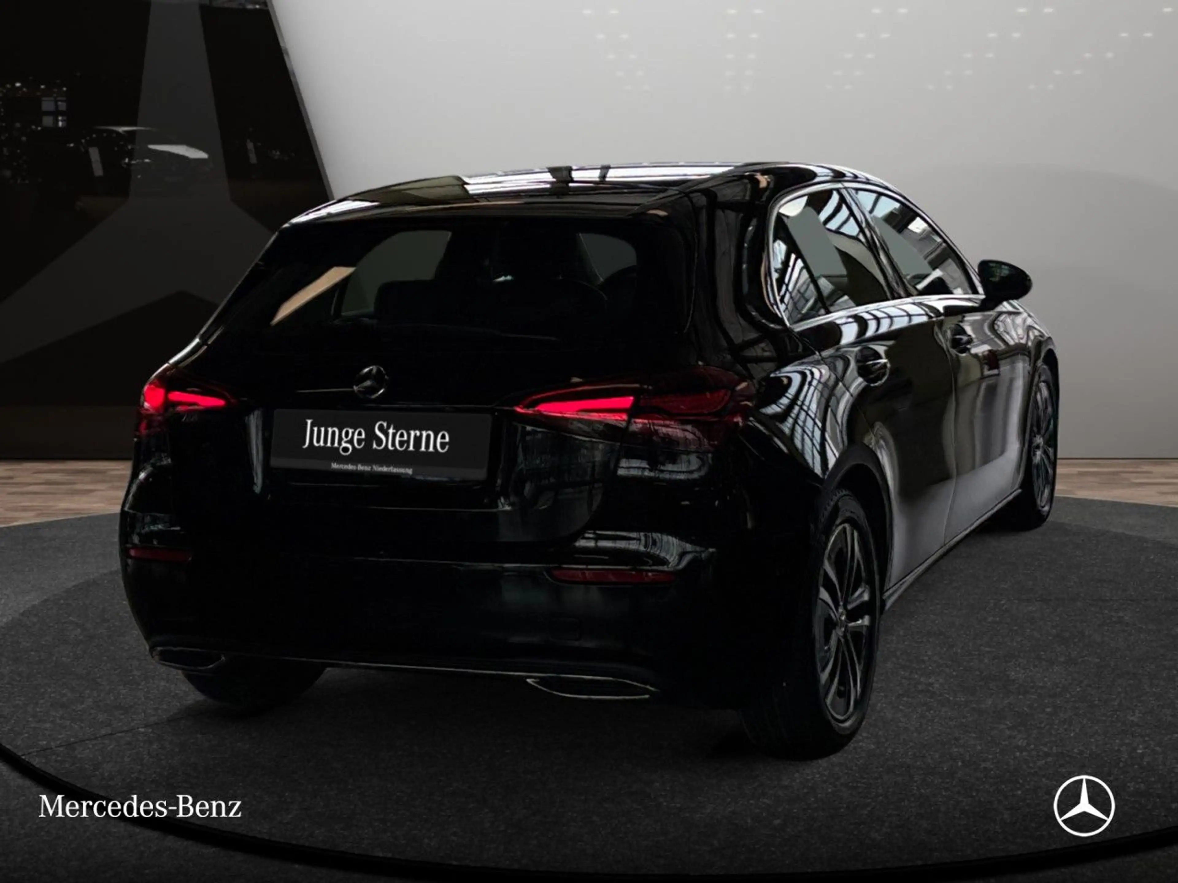 Mercedes-Benz A 180 PROGRESSIVE+LED+KAMERA+7G — photo 8