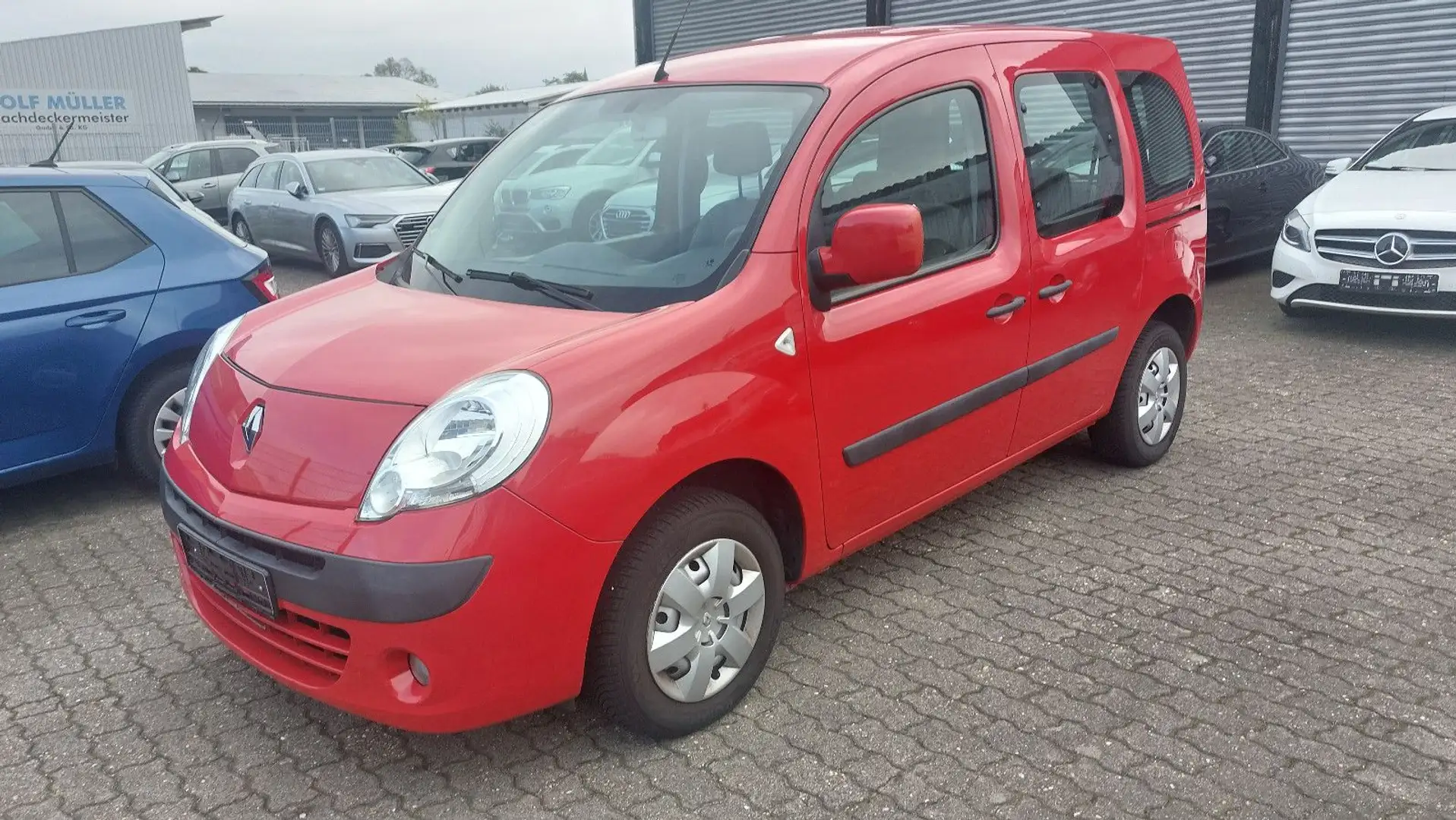 Renault Kangoo Happy Family Rot - 1