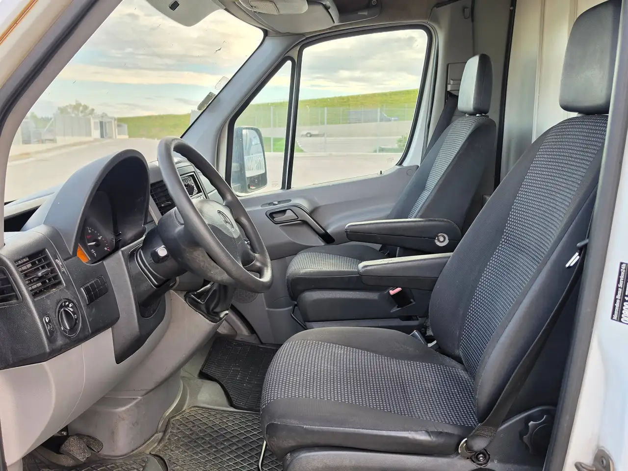 Mercedes-Benz Sprinter CDI Imbisswagen – Bild 14