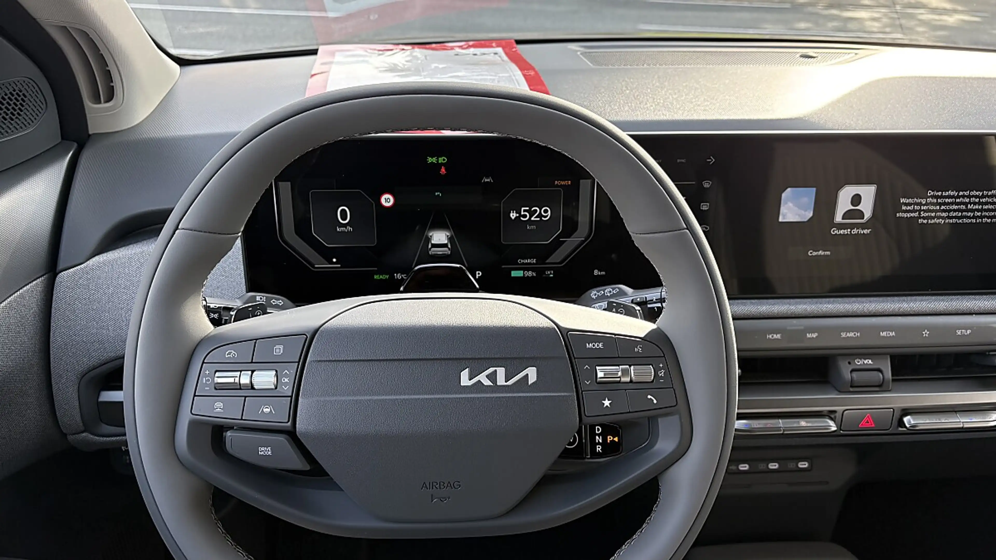 Kia EV3 FWD 81,4kWh Long Range Earth — photo 11