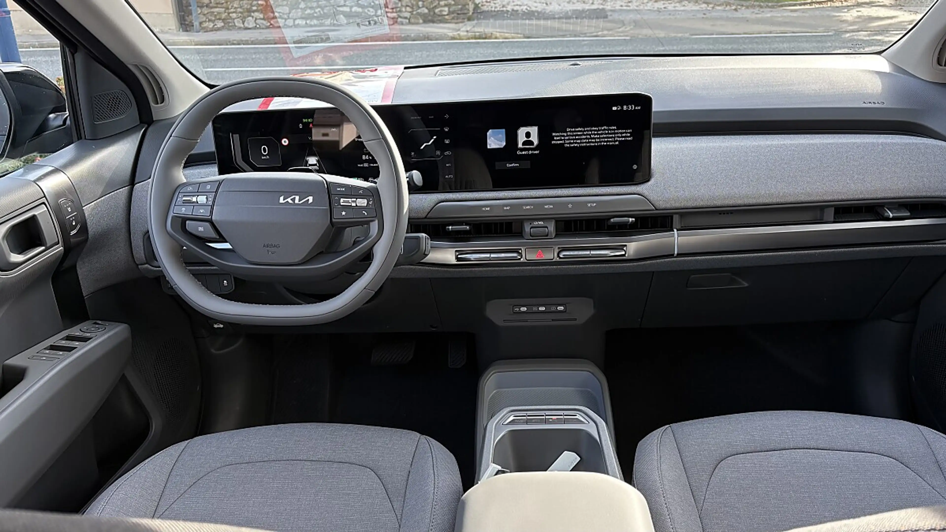 Kia EV3 FWD 81,4kWh Long Range Earth — photo 5