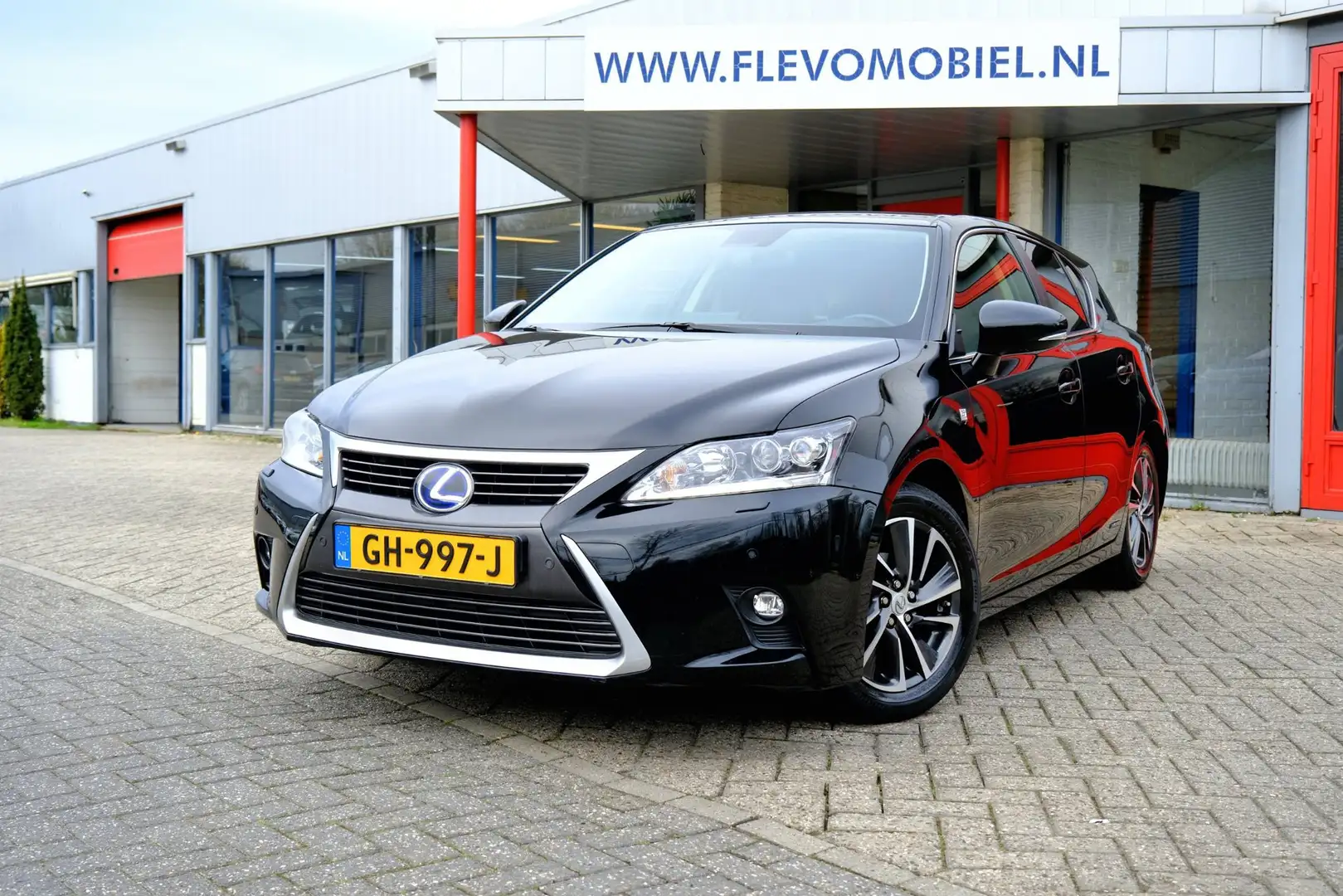 Lexus CT 200h Aut. Navi|Clima|Cam|LMV|Alcantara Negro - 1