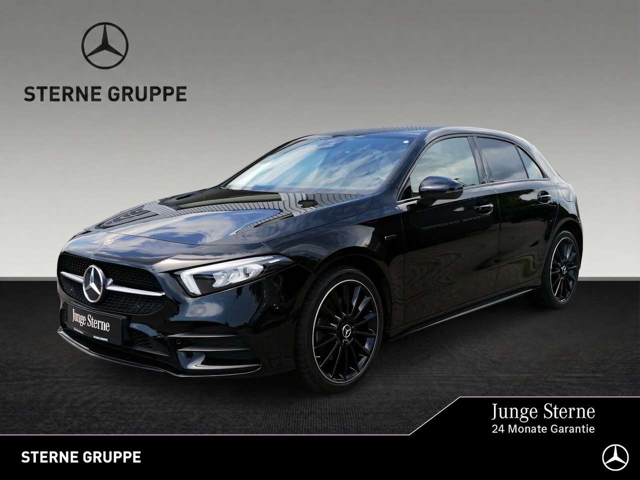 Mercedes-Benz A 250 2021 — A 250 e AMG Edition 2020 NIGHT Ambiente 19" MBUX