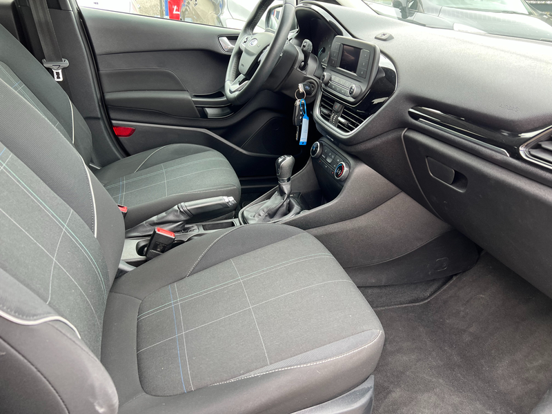 Ford Fiesta Trend 1,1 — photo 7