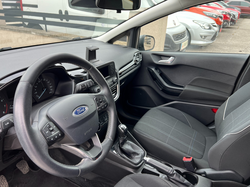 Ford Fiesta Trend 1,1 — photo 15