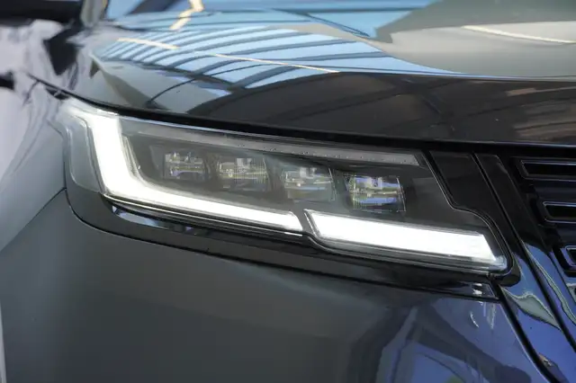 Land Rover Range Rover Velar 2.0PHEV A/B Head-Up DAB Ansicht 5