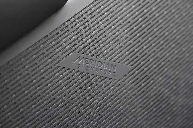 Land Rover Range Rover Velar 2.0PHEV A/B Head-Up DAB Ansicht 15