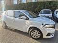 Opel Corsa Pequeño Manual de 3 Puertas Blanco - thumbnail 4