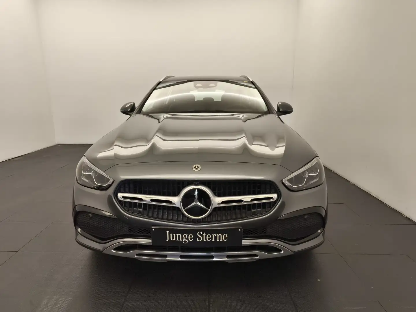 Mercedes-Benz C 200 C 200 T 4M All-Terrain Avantgarde PlusDistro AHK 3 Grau - 2