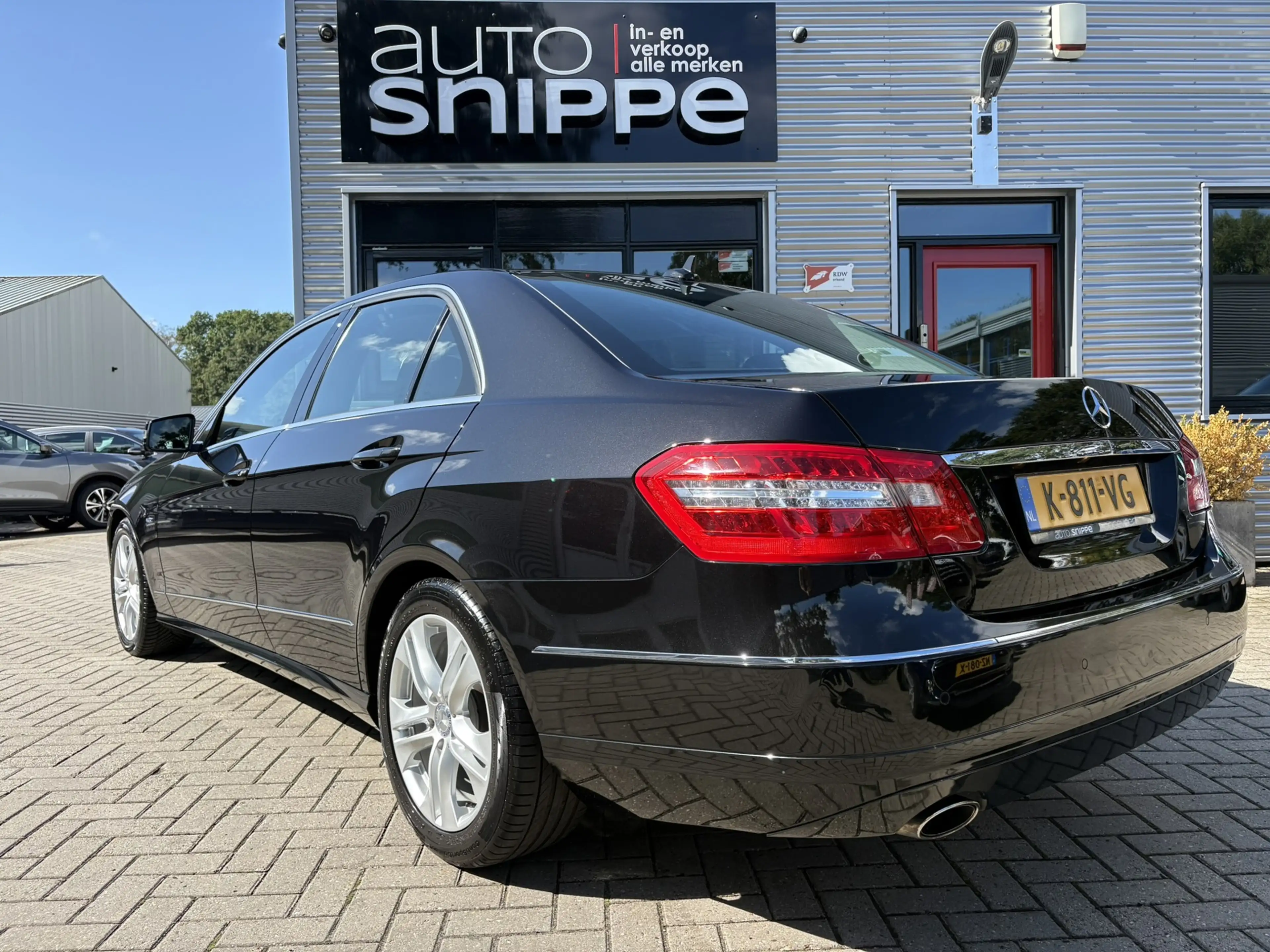 Mercedes-Benz E 200 CGI Avantgarde -CLIMA-CRUISE-STOELVERWARMING-TREKH — photo 3