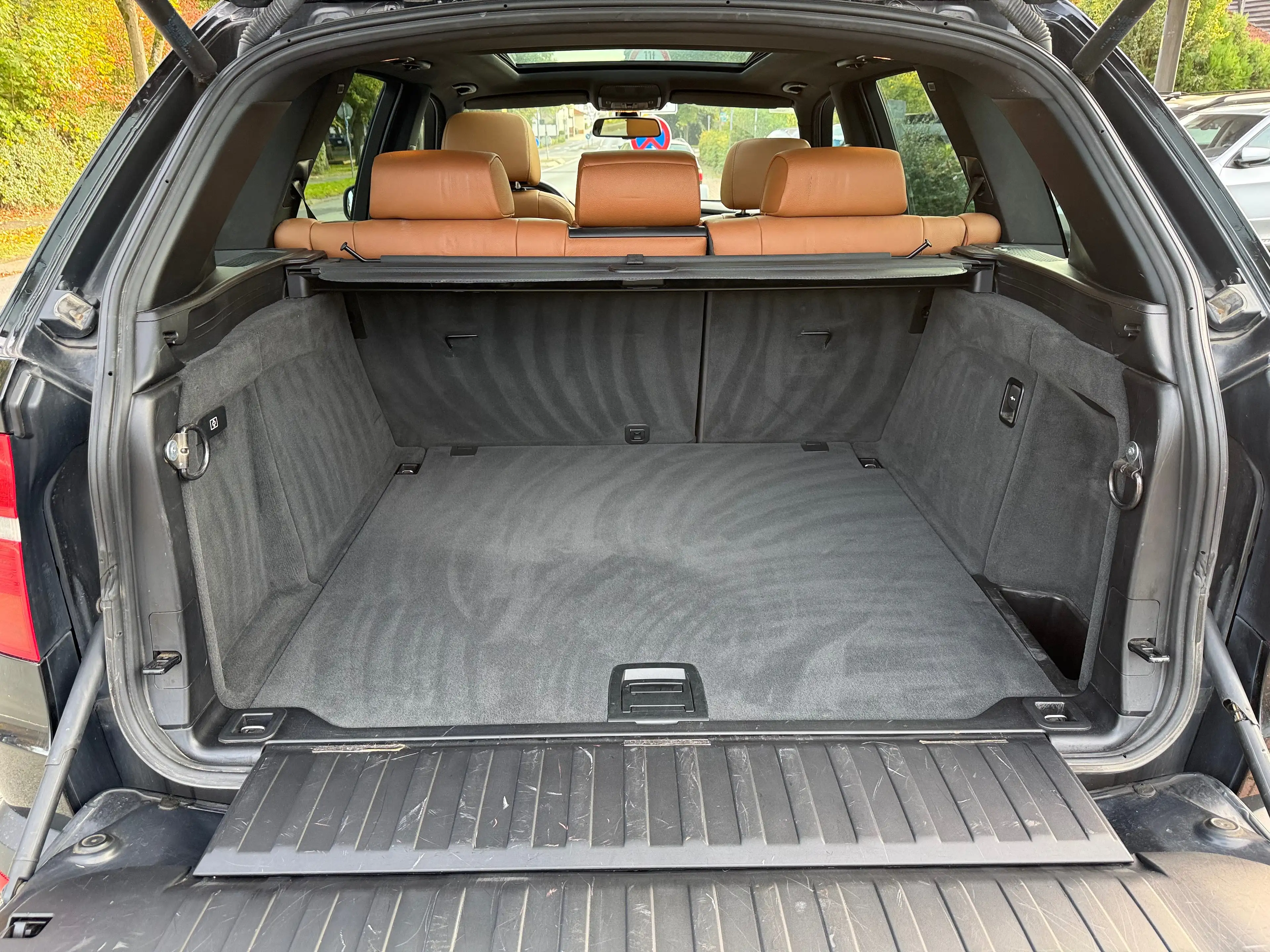 BMW X5 3.0 d aus 1. Hand Panorama AHK Serviceheft gepflegt — photo 15