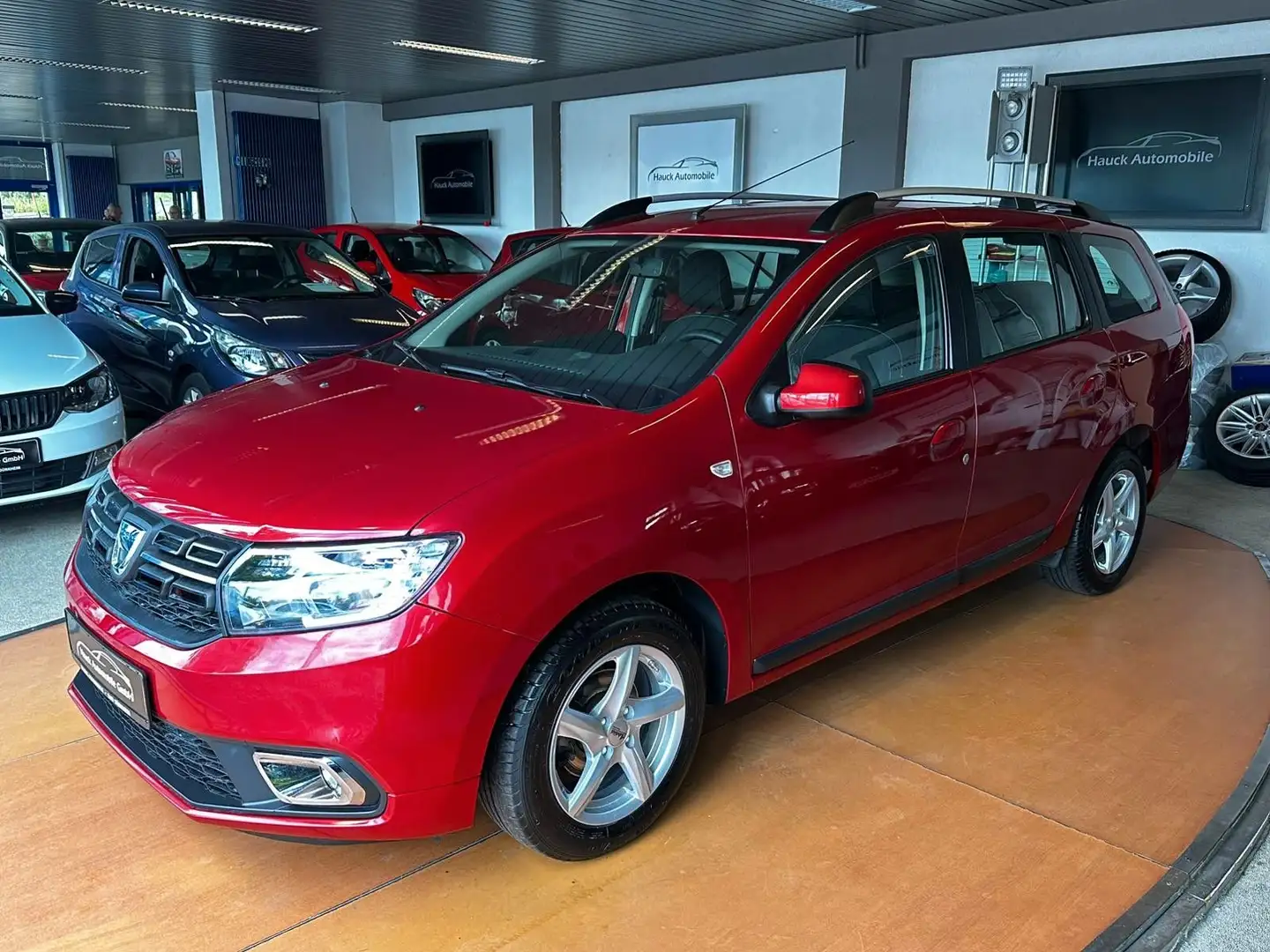 Dacia Logan MCV II 1.HAND/AUT./AHK/KLIMA/PDC/ECO Red - 1