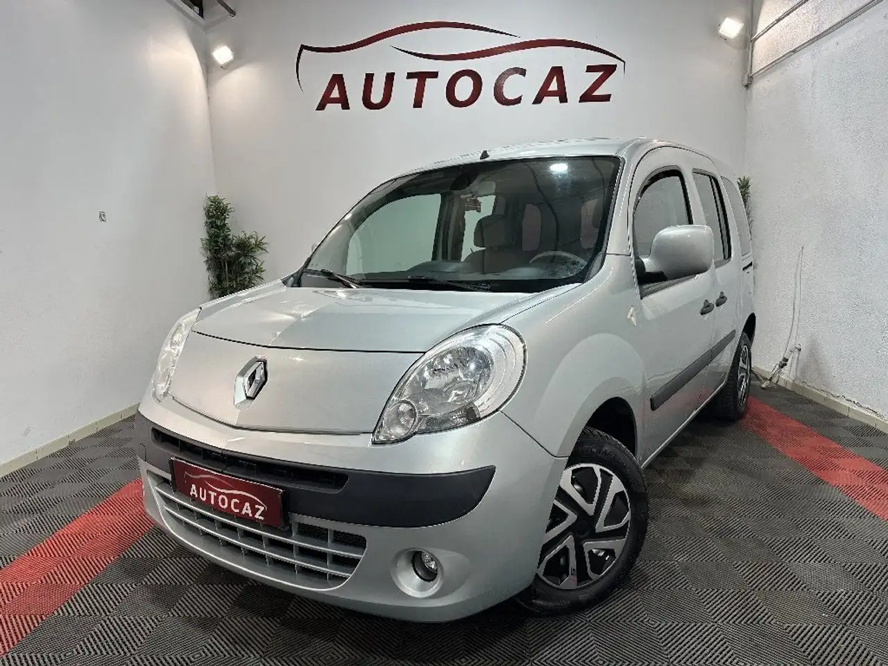 Renault Kangoo 1.6 16V 105 PrivilÃ¨ge