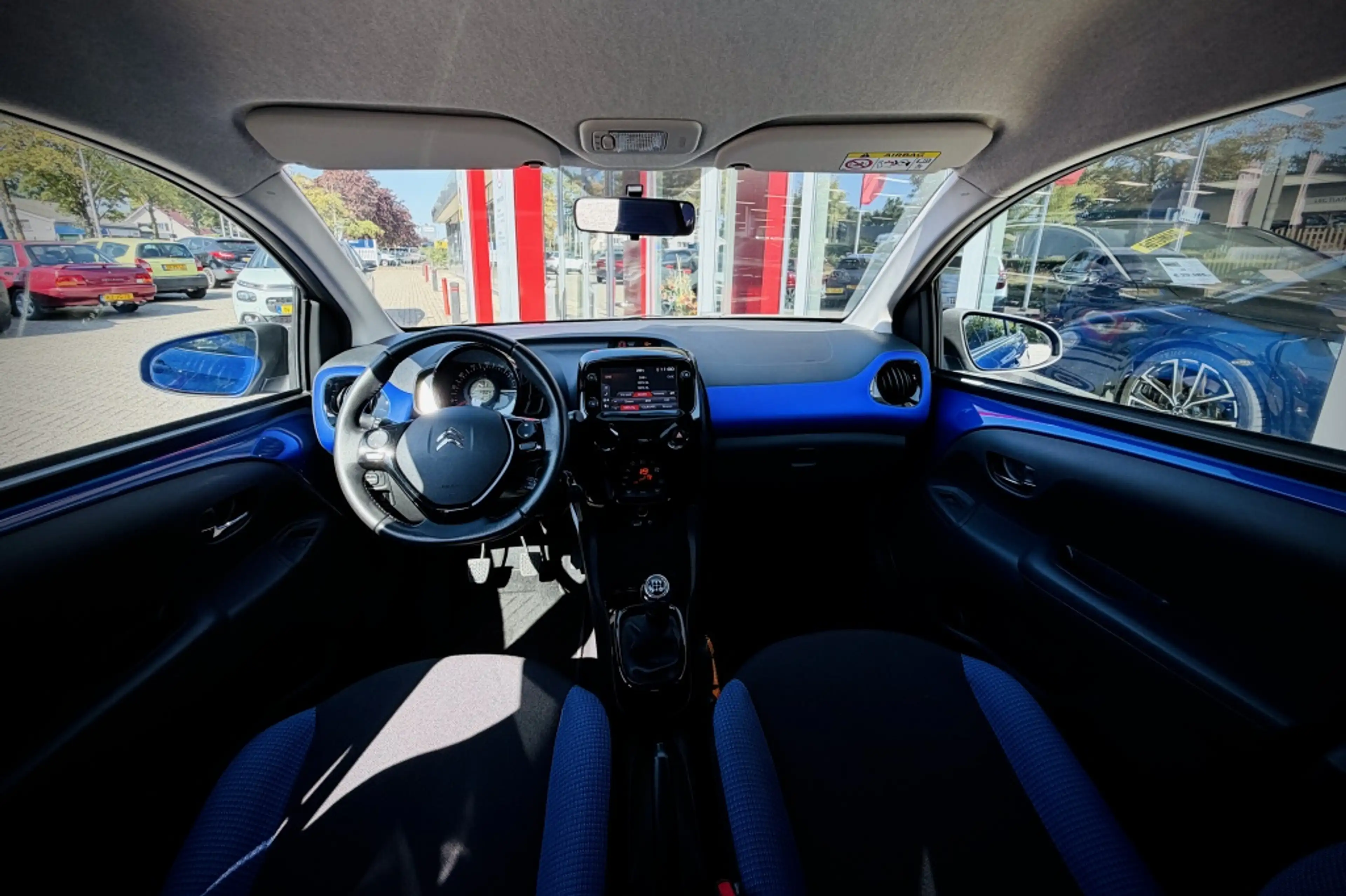 Citroen C1 1.0 VTi Shine | CAMERA | CARPLAY + ANDROID | CLIMA — photo 15