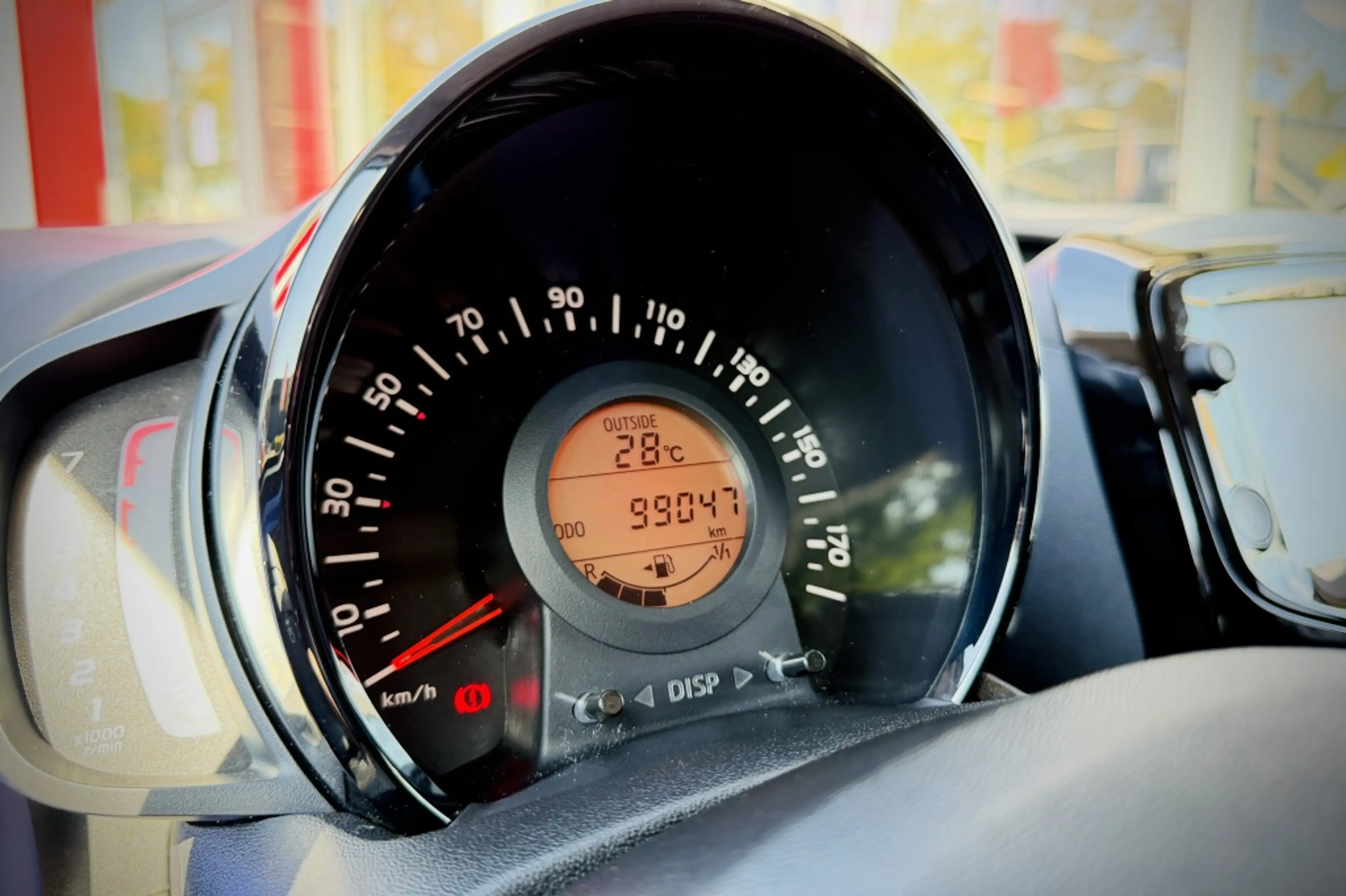 Citroen C1 1.0 VTi Shine | CAMERA | CARPLAY + ANDROID | CLIMA — photo 24