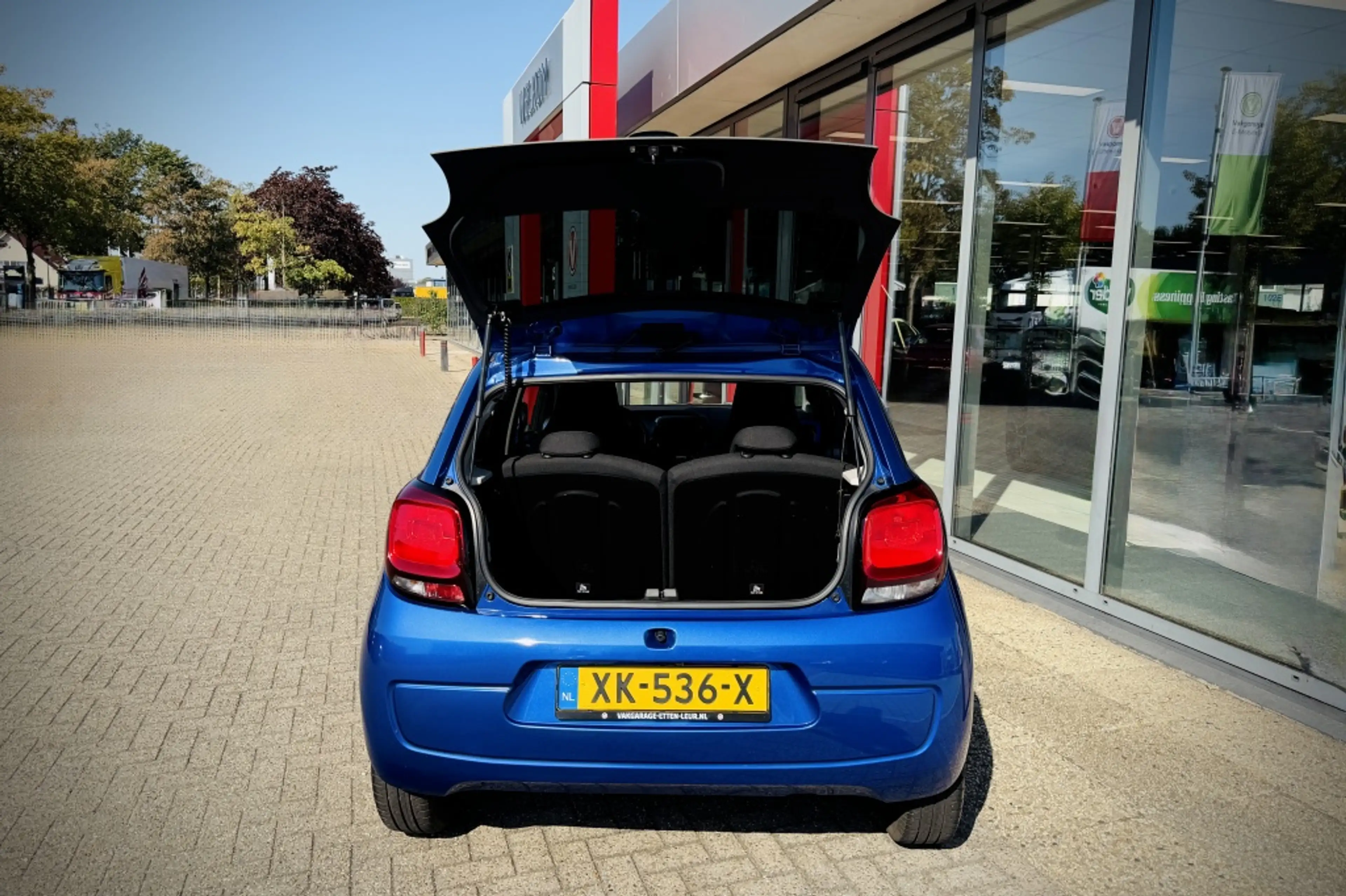 Citroen C1 1.0 VTi Shine | CAMERA | CARPLAY + ANDROID | CLIMA — photo 11