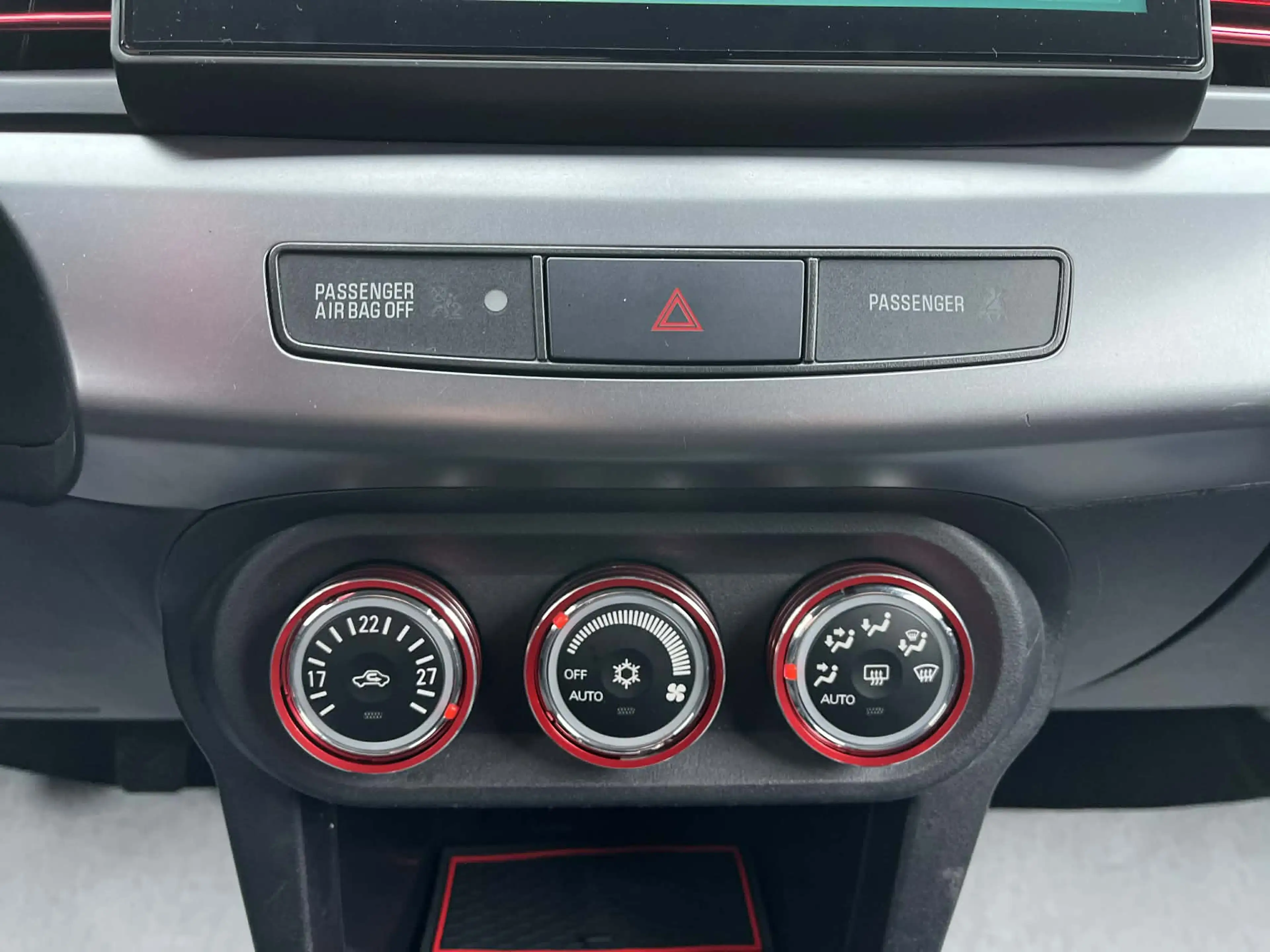 Mitsubishi Lancer 1.6I ESSENCE*ECRAN TACTILE*CLIM*START-STOP*VE*JA — photo 15