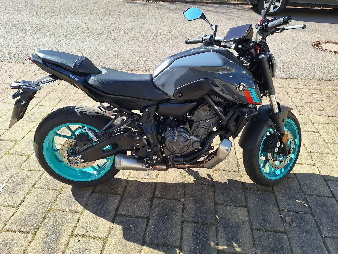 Yamaha MT-07 Grau - 1