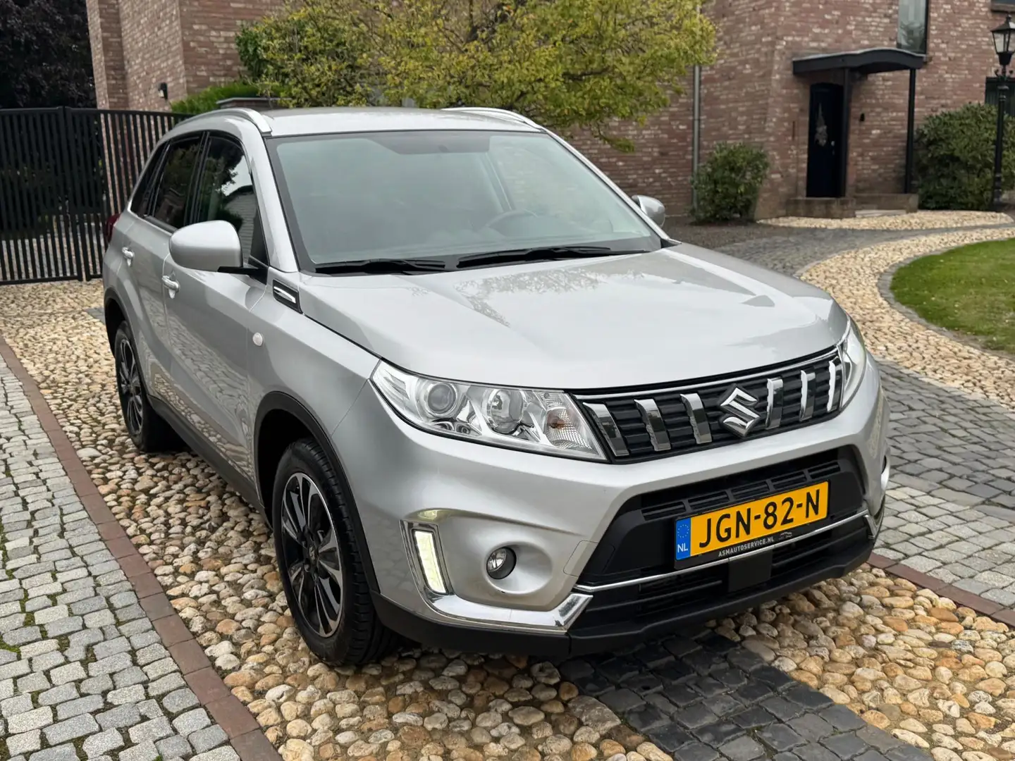Suzuki Vitara 1.0 Boosterjet Leder Camera Navi Gris - 2