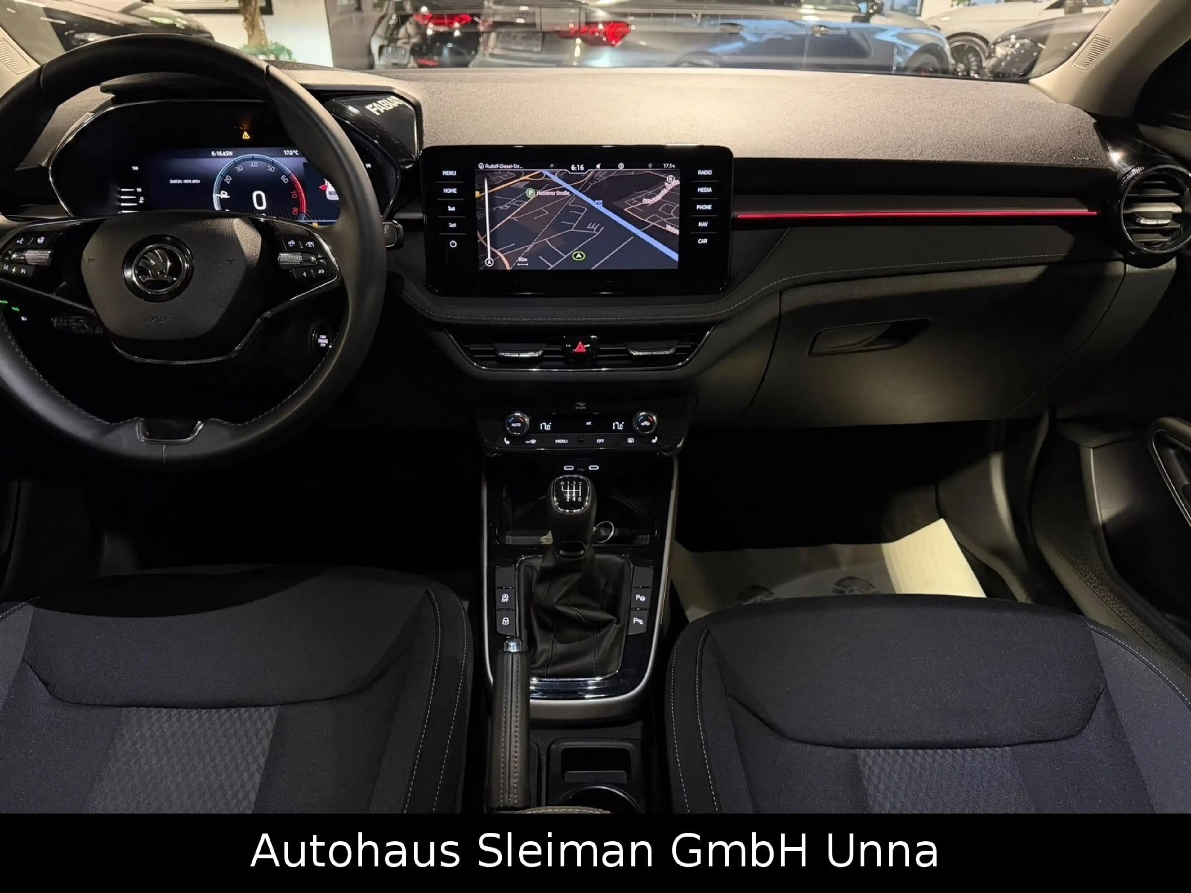 Skoda Fabia Style — photo 11