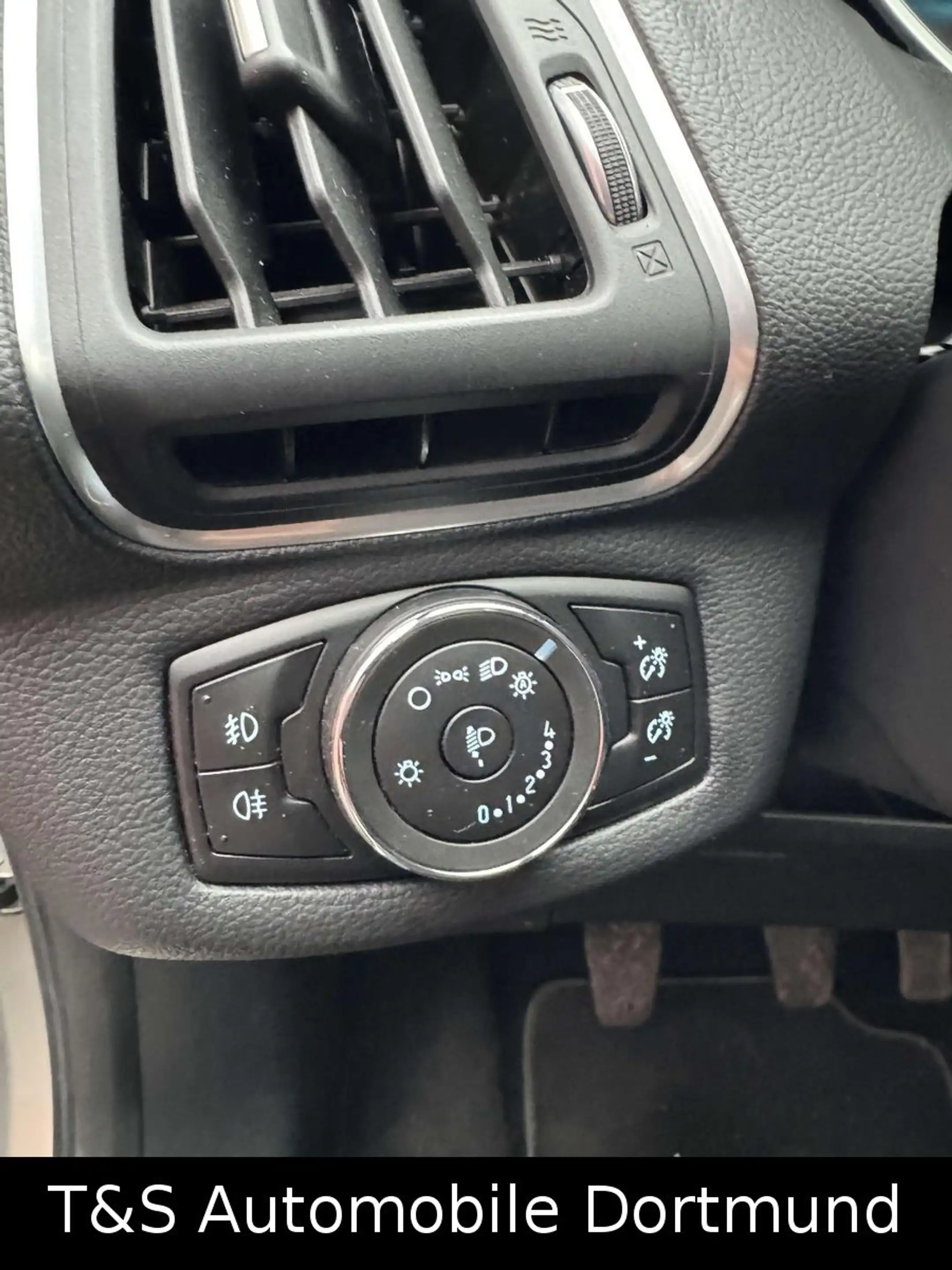 Ford B-Max B-MAX Titanium ( Tüv & Reifen Neu ) — photo 15