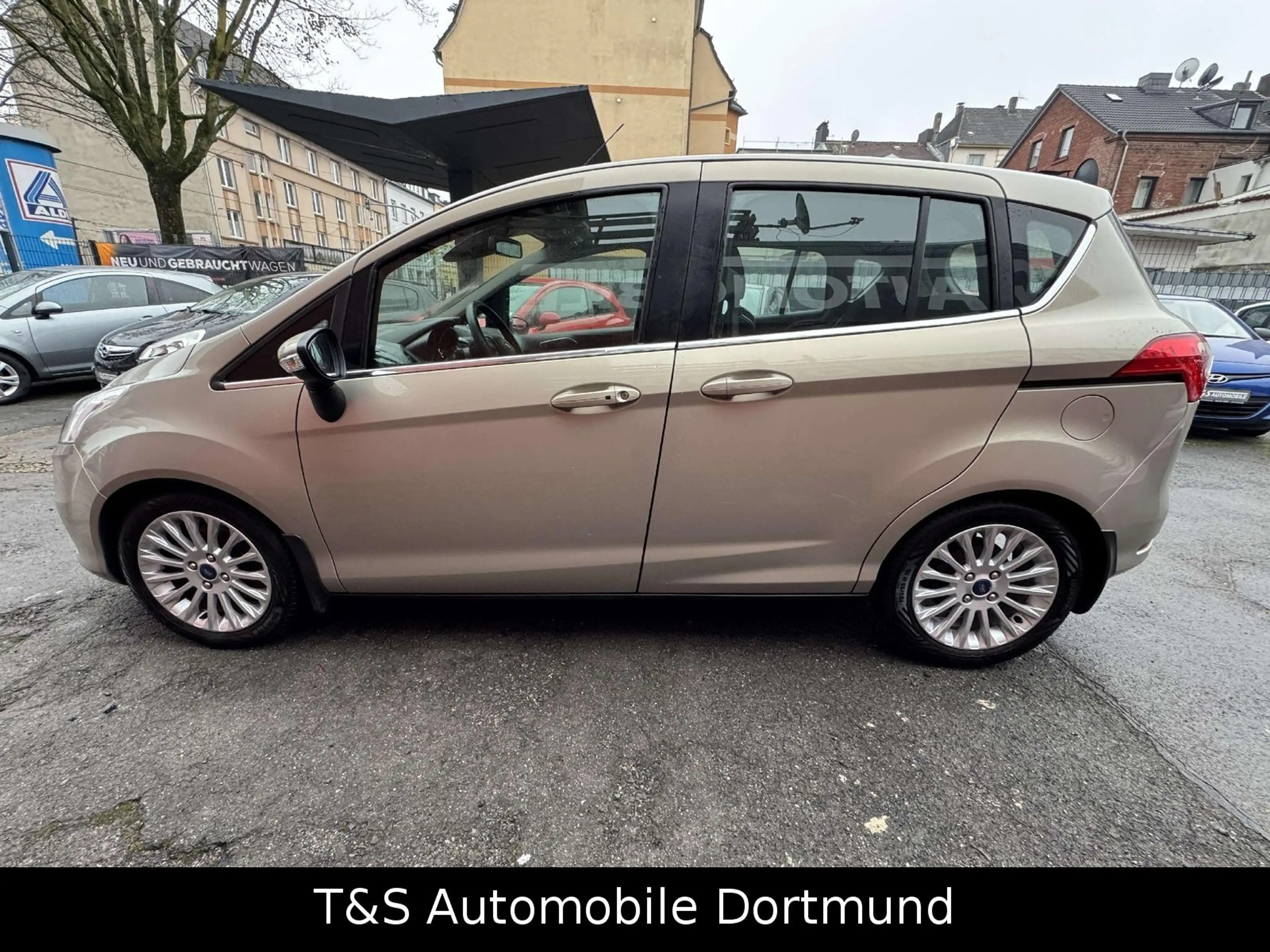 Ford B-Max B-MAX Titanium ( Tüv & Reifen Neu ) — photo 5