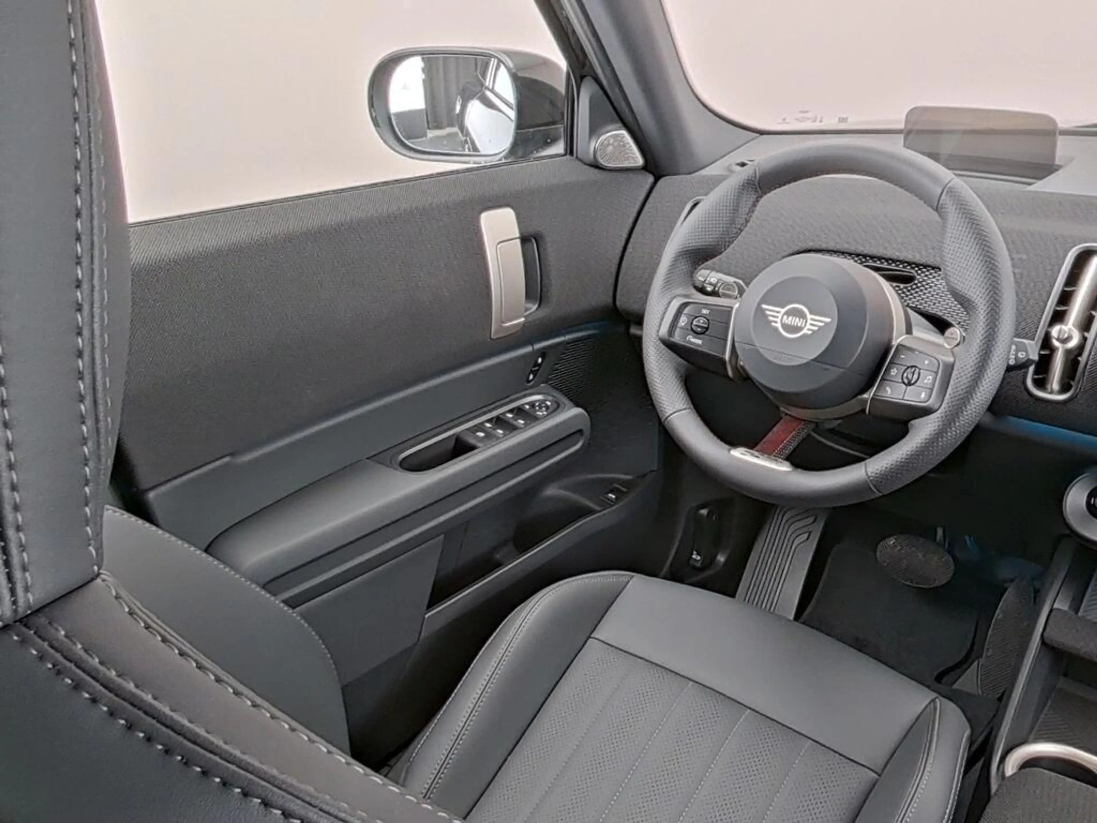 MINI John Cooper Works Countryman 1.5 C M Plus — photo 4