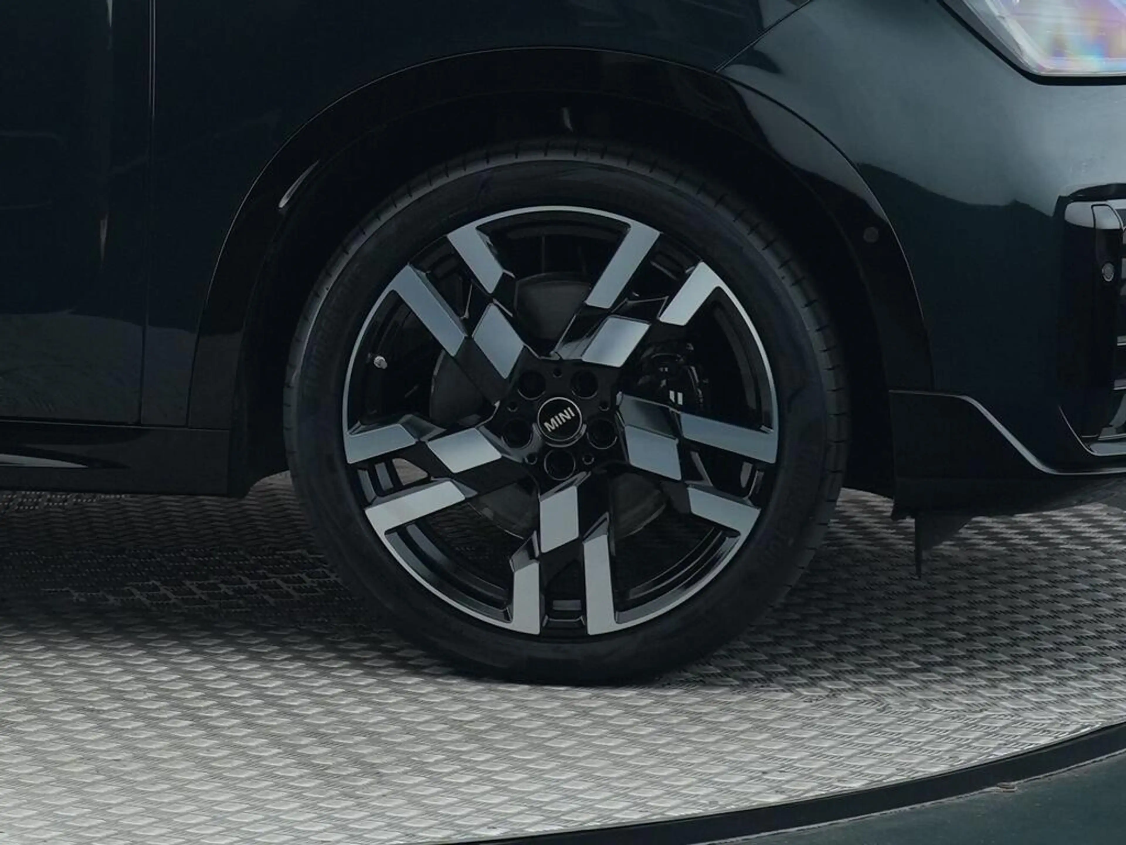 MINI John Cooper Works Countryman 1.5 C M Plus — photo 15
