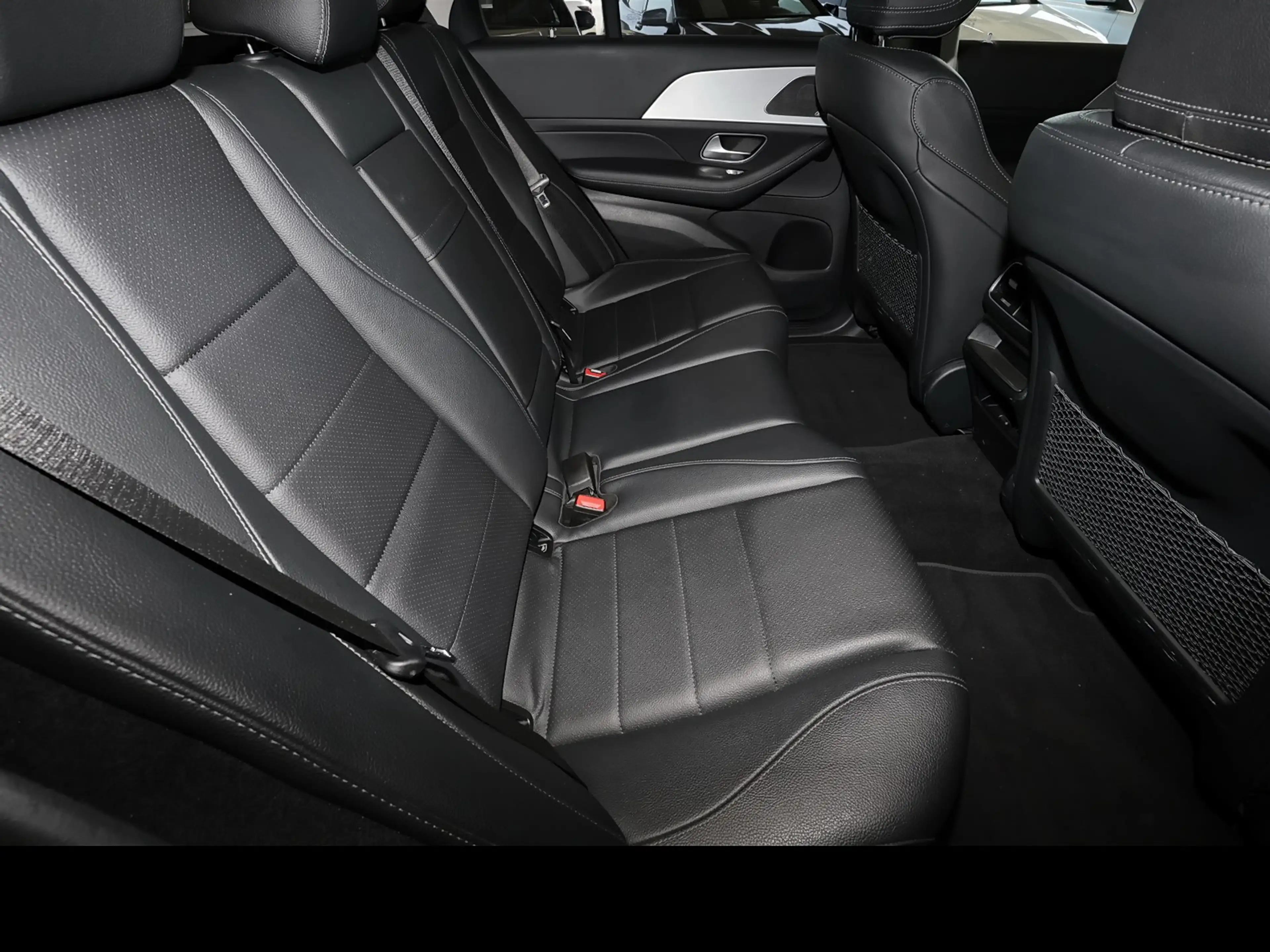 Mercedes-Benz GLE 400 d 4M 360°+AHK+LED+AIRMATIC+HIFI+DISTRO — photo 6