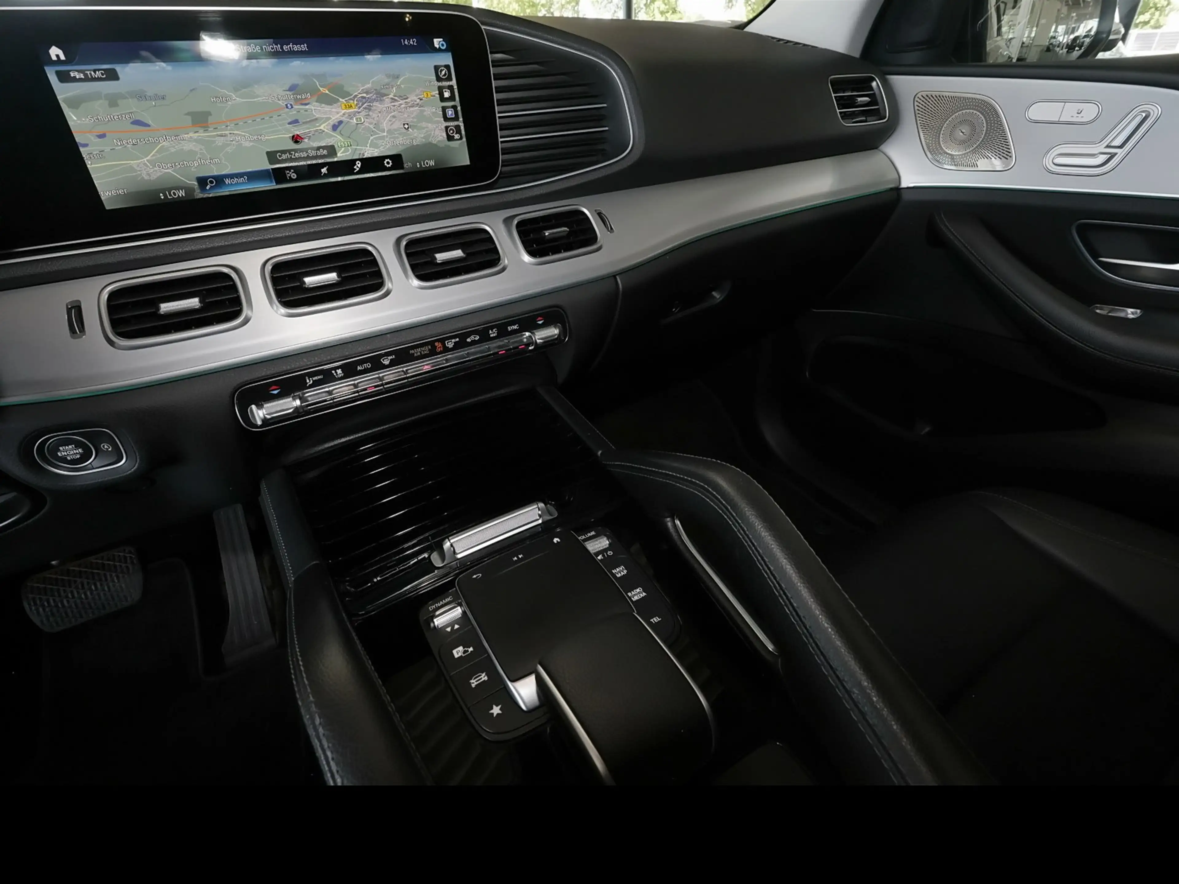Mercedes-Benz GLE 400 d 4M 360°+AHK+LED+AIRMATIC+HIFI+DISTRO — photo 9